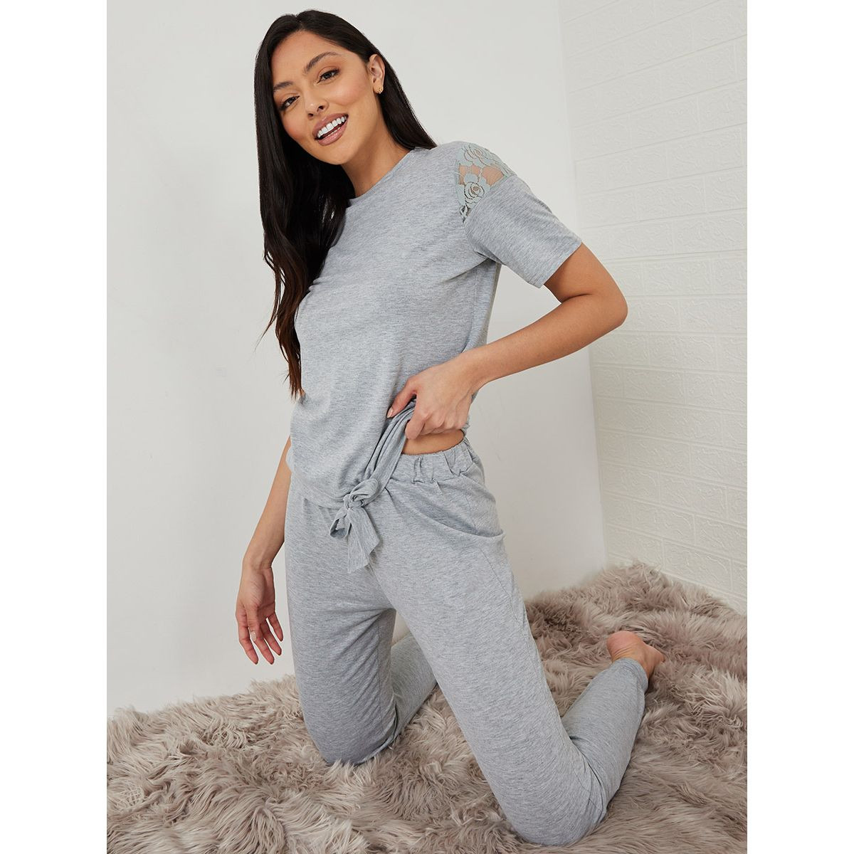 طقم بيجاما ( تيشيرت + بنطال )-women-clothing-nightwear-pyjamas-longsets-image-1