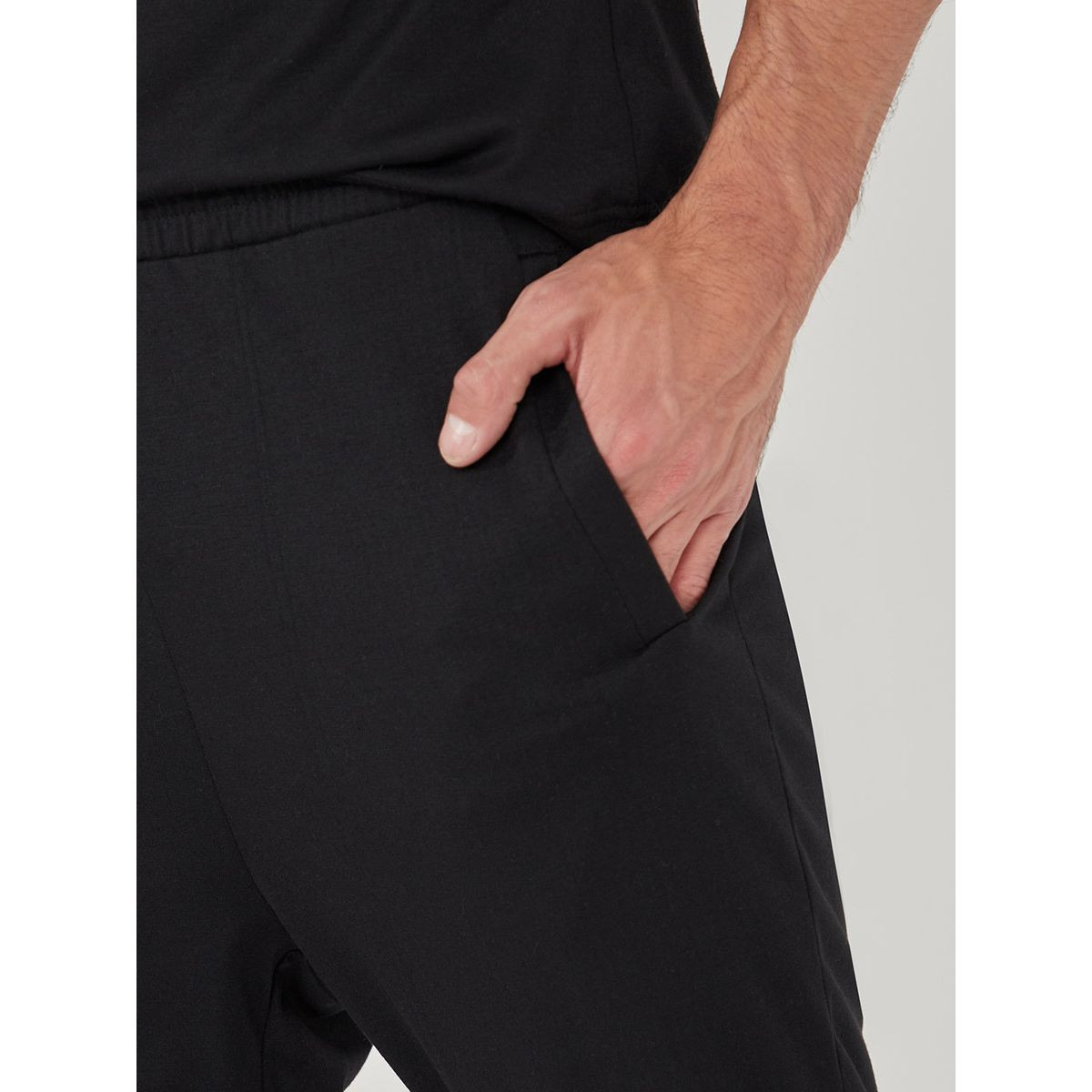 طقم من ( بنطال جوغر + تيشيرت )-men-clothing-nightwear-sets-image-4