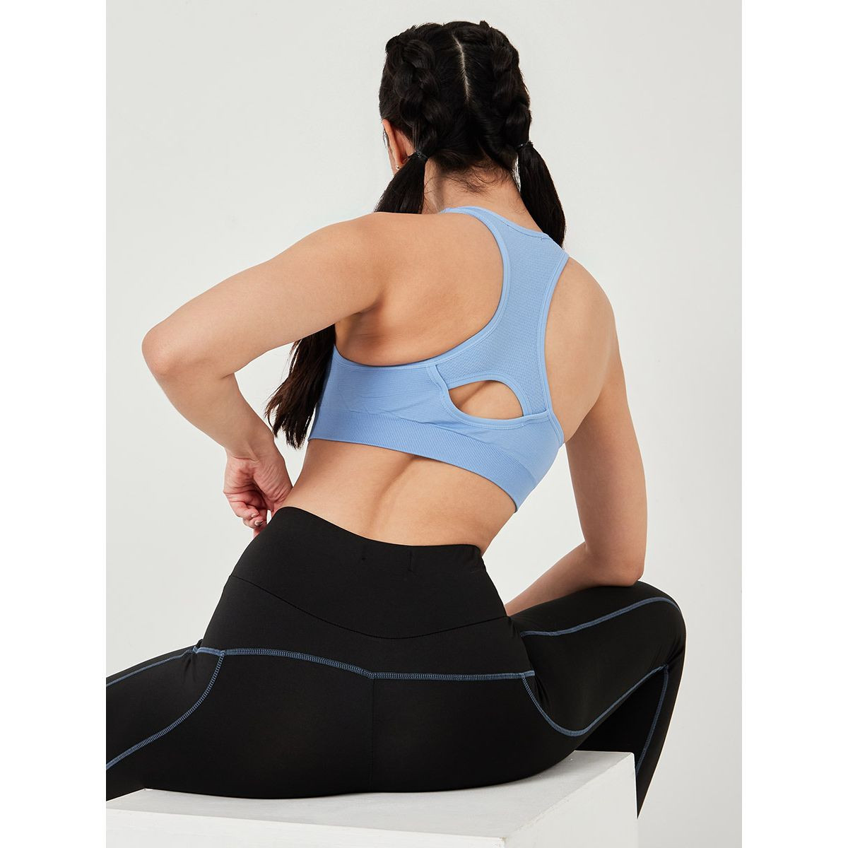 صدرية رياضية بلا درزات من ستايلي-sports-women-clothing-sportsbras-image-1