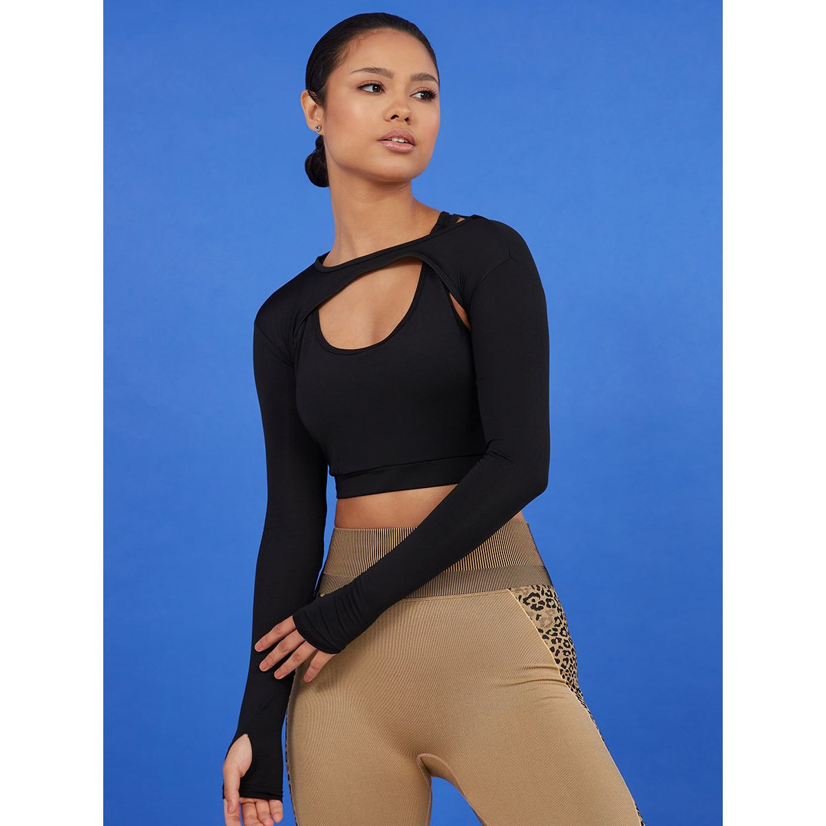 صدرية رياضية مع بلوزة باكمام طويلة من ستايلي-sports-women-clothing-tshirtsandvests-image-1