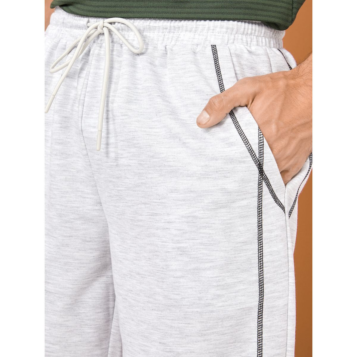 شورت محبوك بتداخلات مدروزة-sports-men-clothing-bottoms-image-3