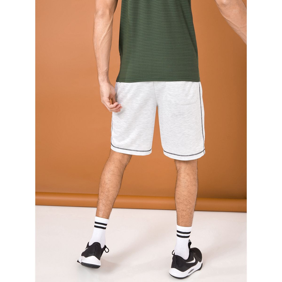 شورت محبوك بتداخلات مدروزة-sports-men-clothing-bottoms-image-4