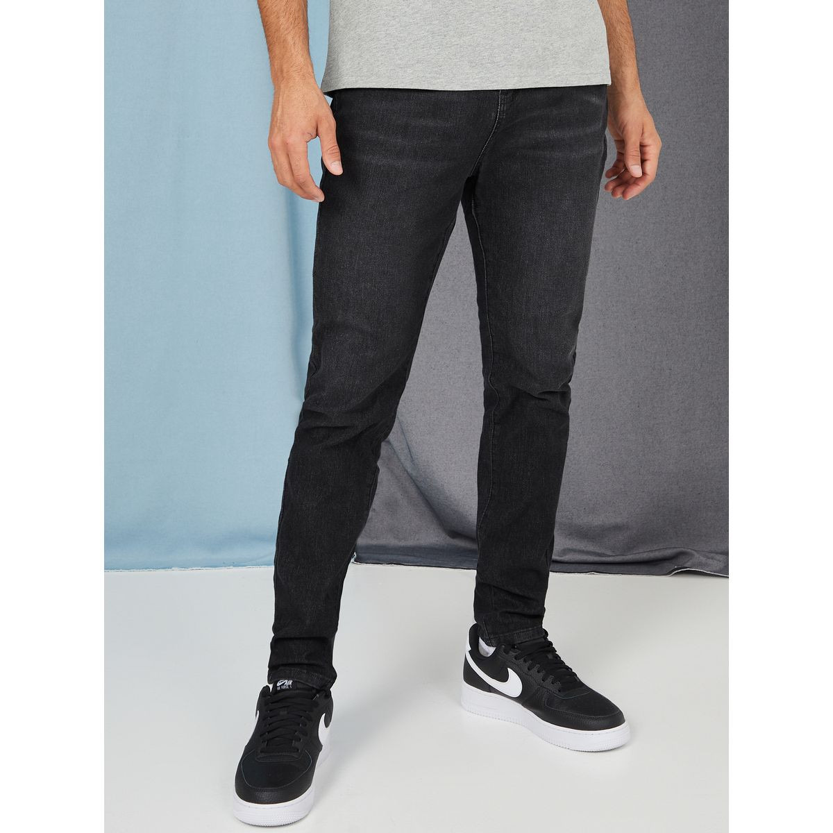 جينز بقصة سكيني-men-clothing-jeans-image-1
