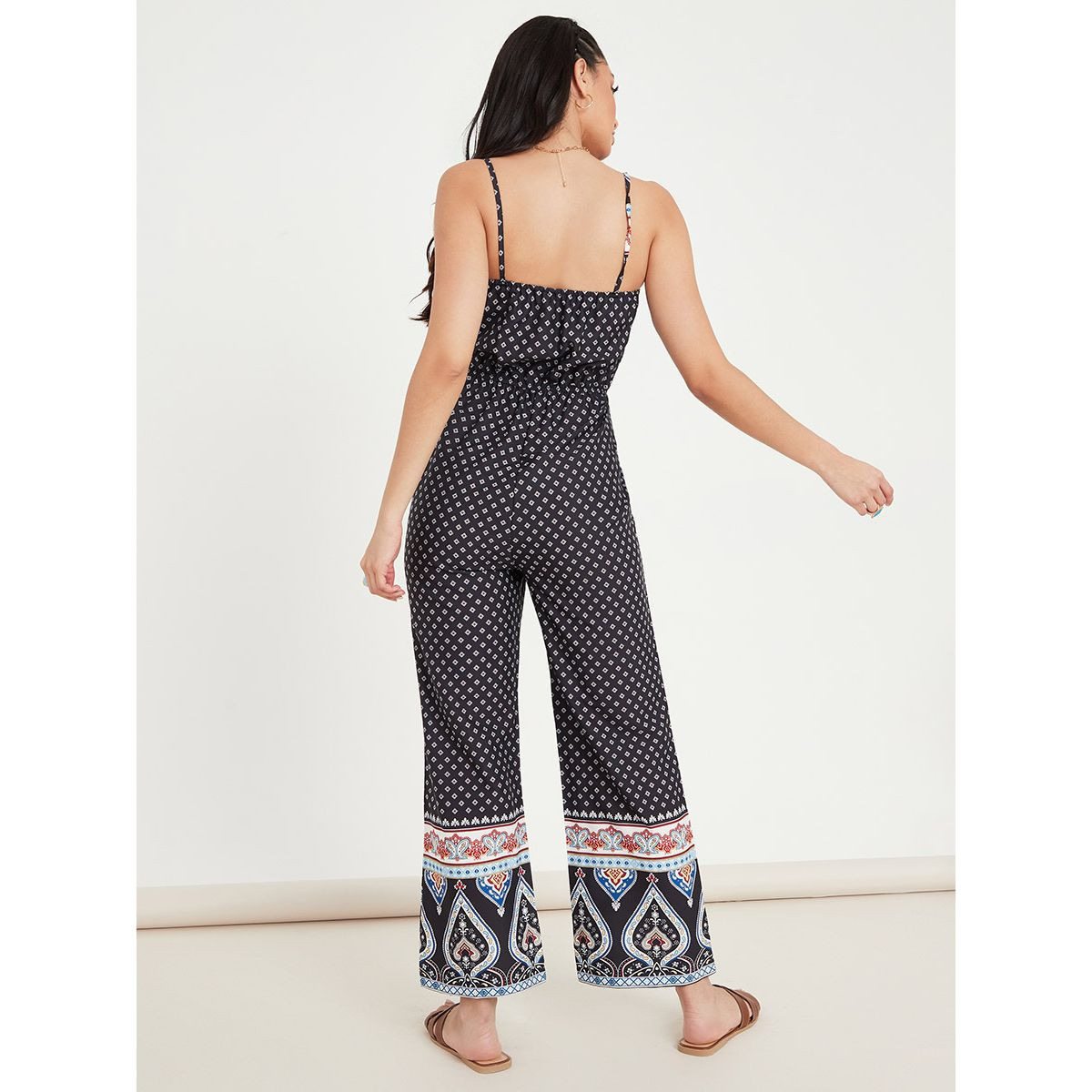 جمبسوت بقصة واسعة-women-clothing-jumpsuits-image-4