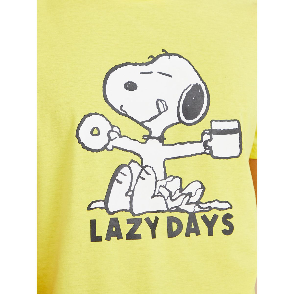 Styli Snoopy Character T-shirt and Pyjama Set -men-clothing-nightwear-sets-image-3