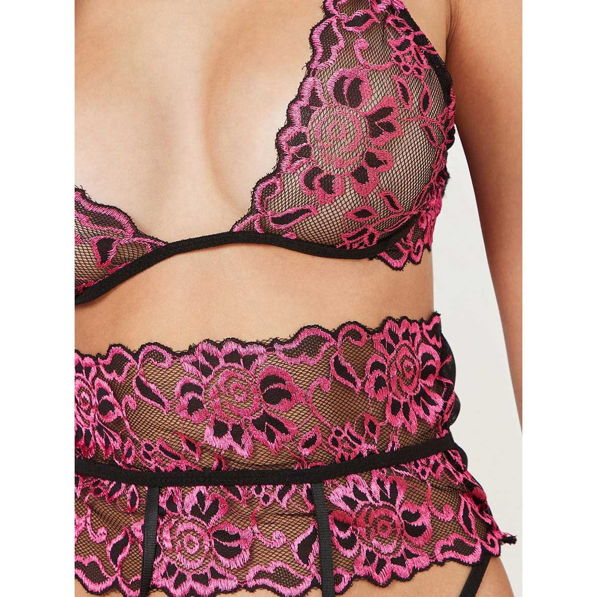 طقم من ( صدرية + سروال داخلي ثونغ ) من ستايلي-women-clothing-lingerie-lingeriesets-image-3