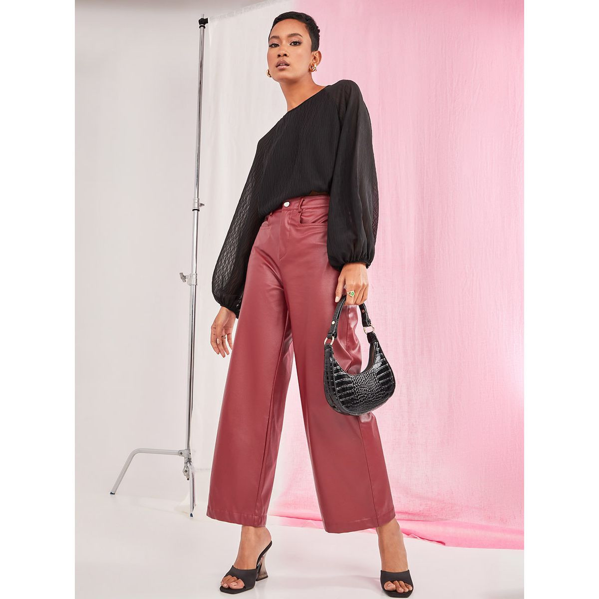 بلوزة باكمام بالون وخصر مطاطي من ستايلي-women-clothing-shirtsandblouses-blouses-image-2