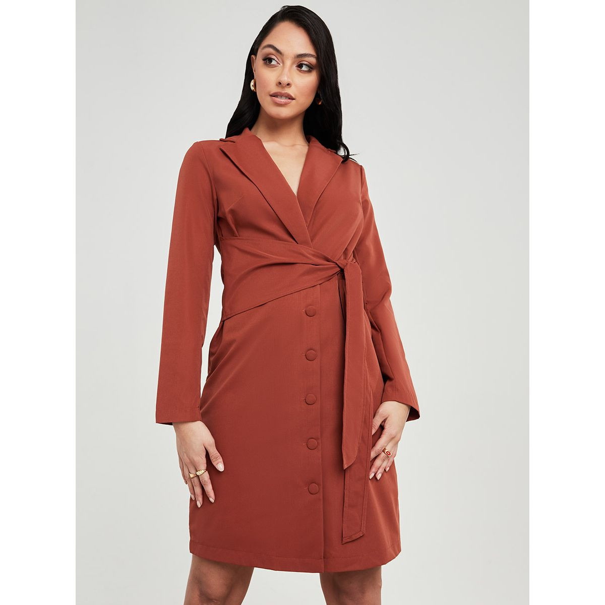 فستان بنمط بليزر مع ازرار امامية-women-clothing-dresses-image-1
