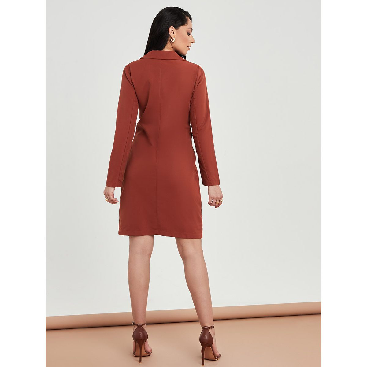 فستان بنمط بليزر مع ازرار امامية-women-clothing-dresses-image-4