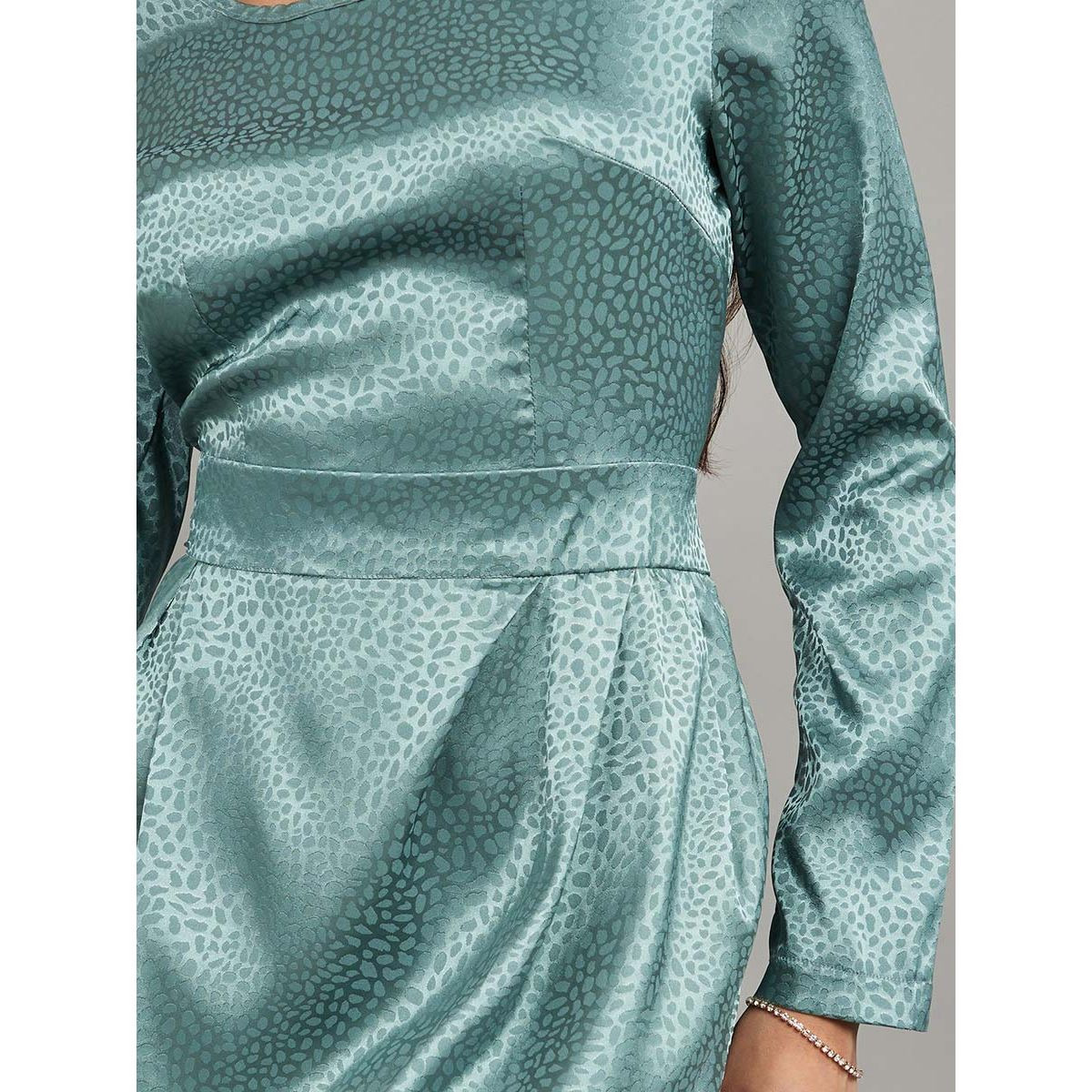 Styli Long Sleeves Jacquard Sheath Midi Dress-women-clothing-dresses-image-3