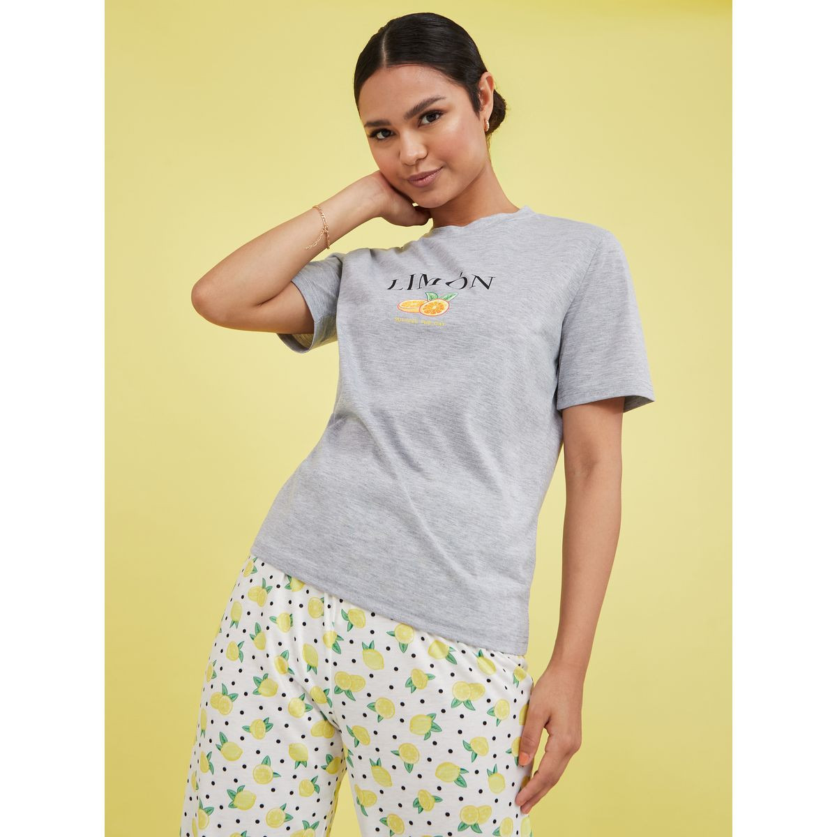 طقم بيجاما ( تيشيرت + بنطال )-women-clothing-nightwear-pyjamas-longsets-image-3