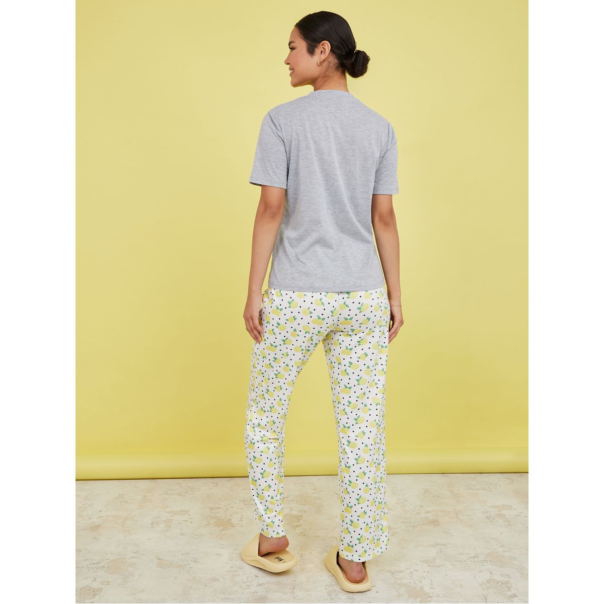 طقم بيجاما ( تيشيرت + بنطال )-women-clothing-nightwear-pyjamas-longsets-image-6