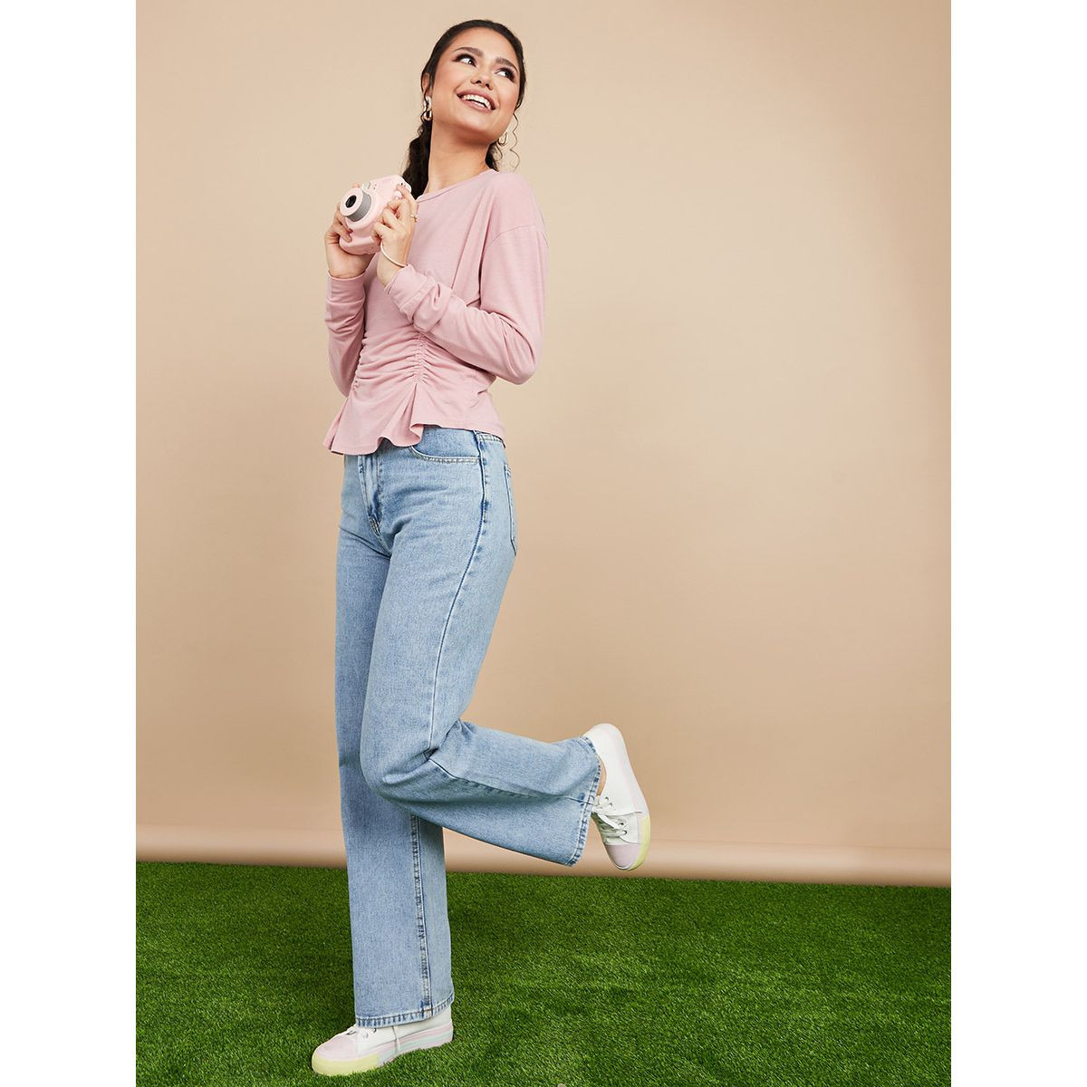 بلوزة بياقة دائرية واكمام طويلة-women-clothing-shirtsandblouses-blouses-image-2