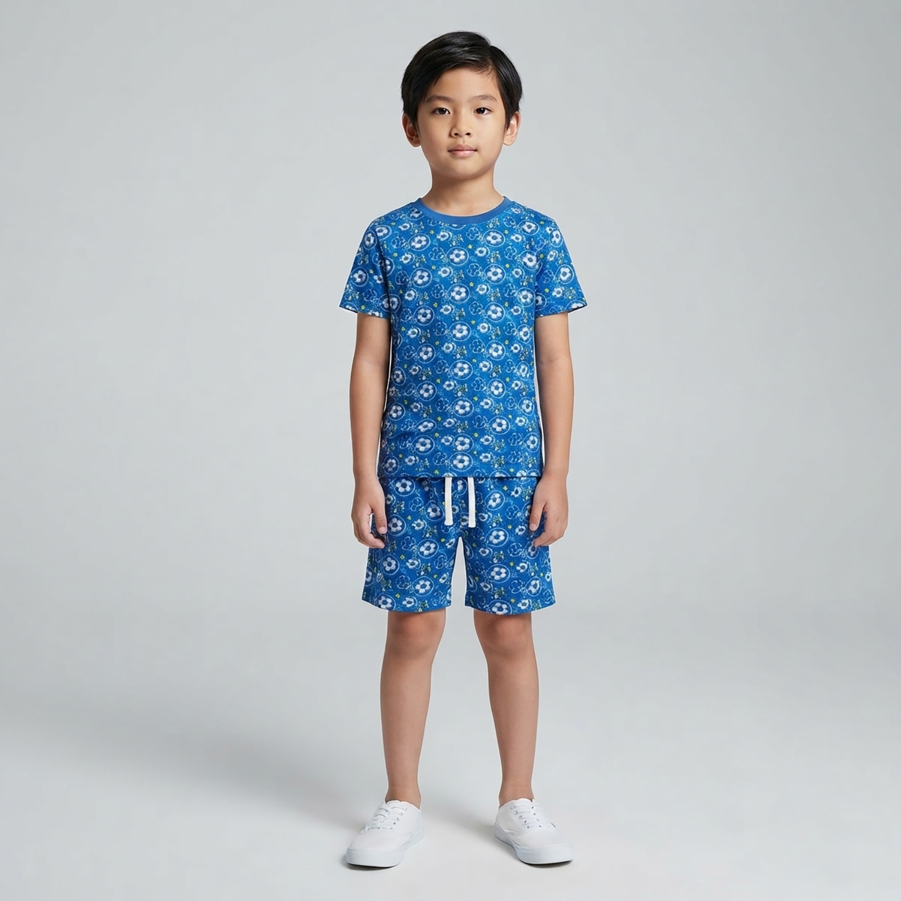 طقم متناسق تيشرت بأكمام قصيرة وبنطال بيجامة بطبعة كرة القدم من بيبي كلو-boys-clothing-setsandcoords-image-1