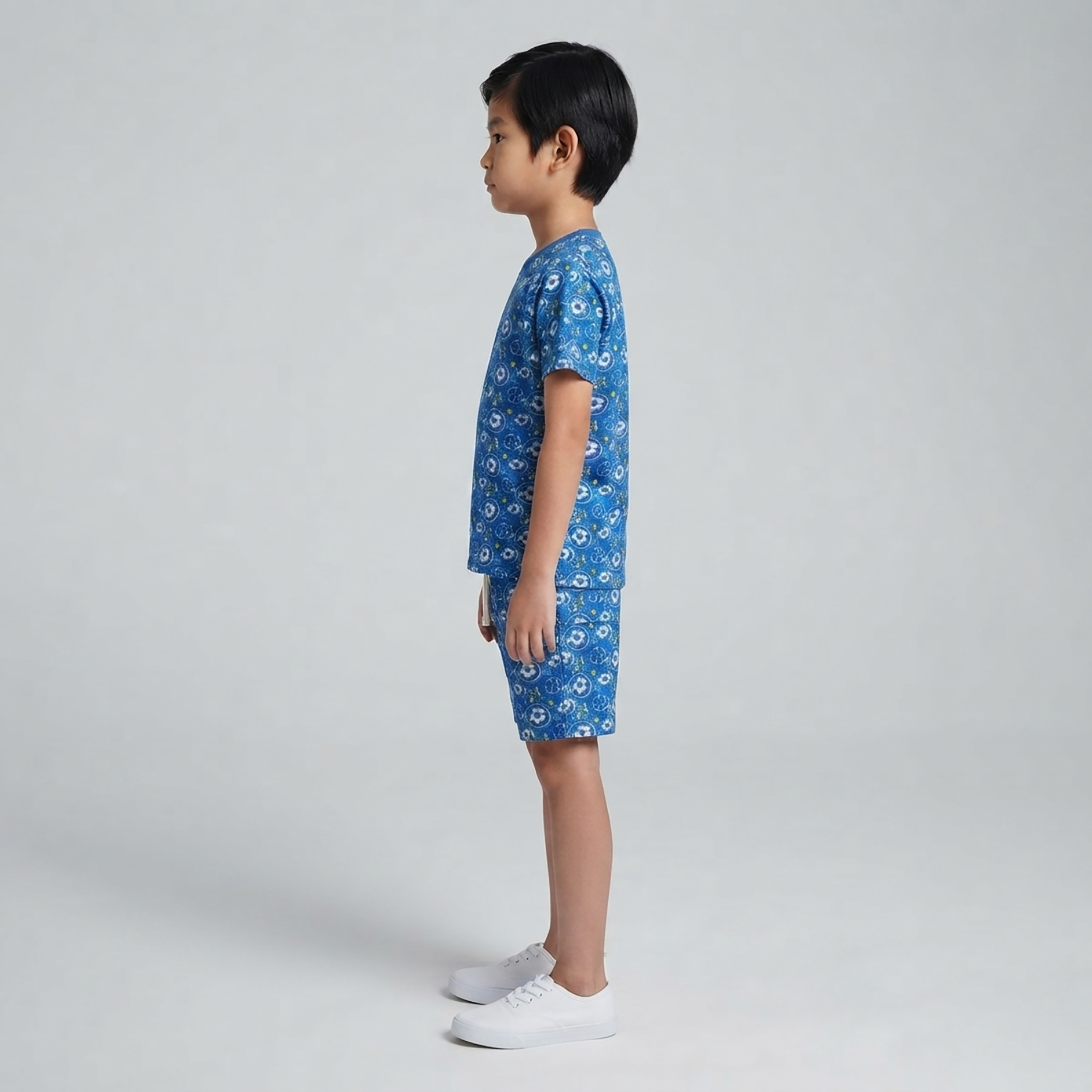 طقم متناسق تيشرت بأكمام قصيرة وبنطال بيجامة بطبعة كرة القدم من بيبي كلو-boys-clothing-setsandcoords-image-3