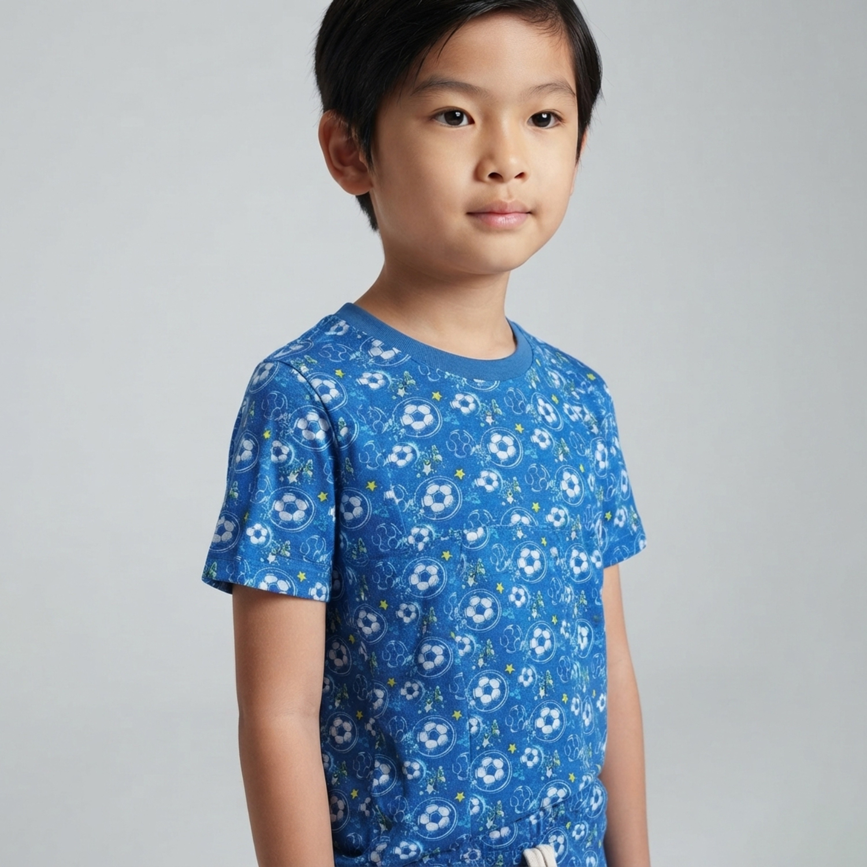 طقم متناسق تيشرت بأكمام قصيرة وبنطال بيجامة بطبعة كرة القدم من بيبي كلو-boys-clothing-setsandcoords-image-5