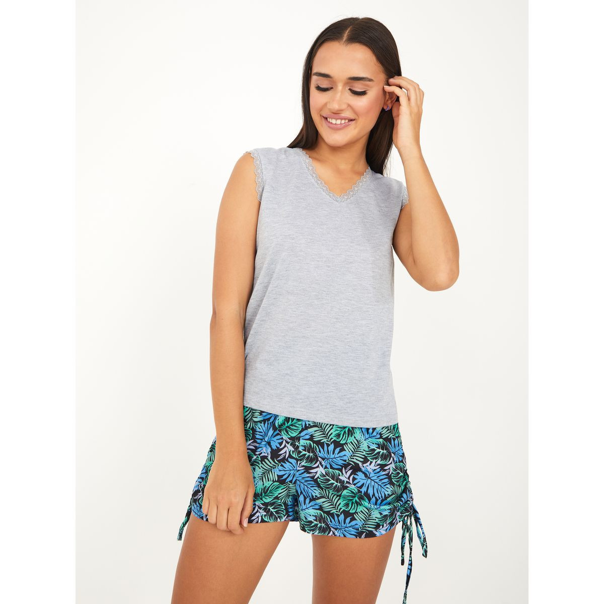 شورت مزموم وبلوزة بدانتيل-women-clothing-nightwear-pyjamas-longsets-image-1