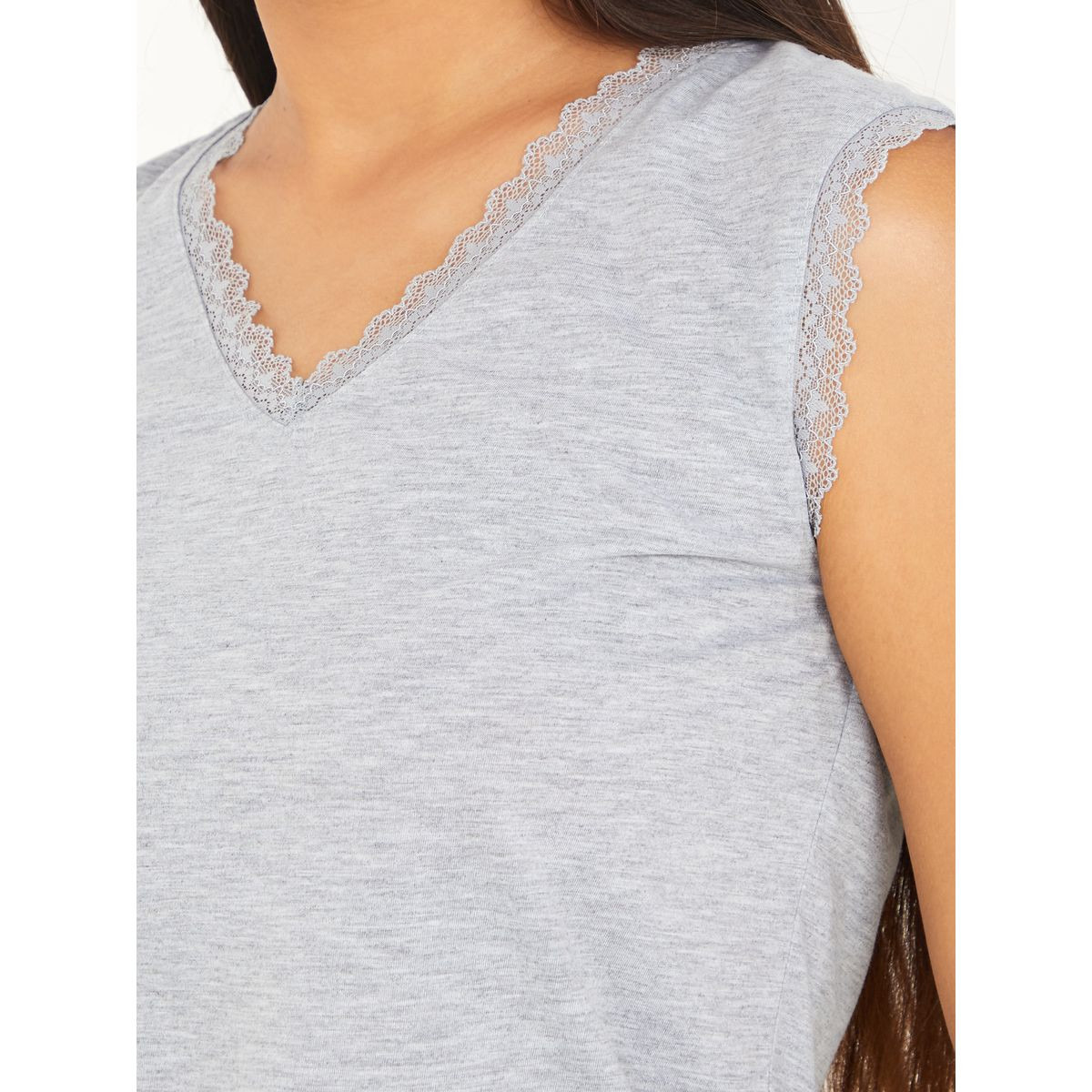 شورت مزموم وبلوزة بدانتيل-women-clothing-nightwear-pyjamas-longsets-image-3