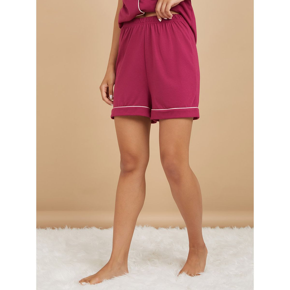 طقم من ( بلوزة + شورت ) من ستايلي-women-clothing-nightwear-pyjamas-longsets-image-4