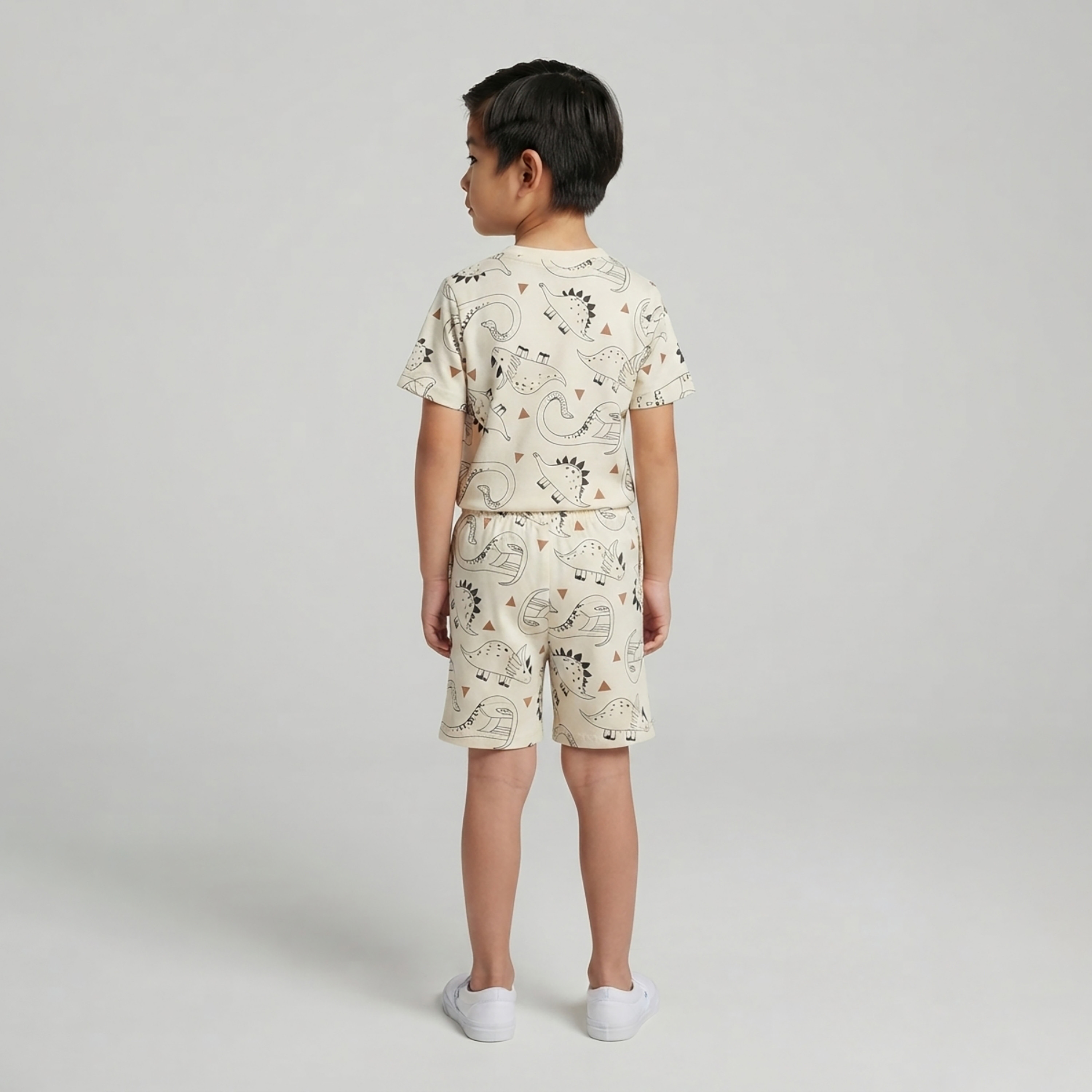 طقم متناسق تيشرت بأكمام قصيرة وبنطال بيجامة بطبعة ديناصور من بيبي كلو-boys-clothing-setsandcoords-image-2