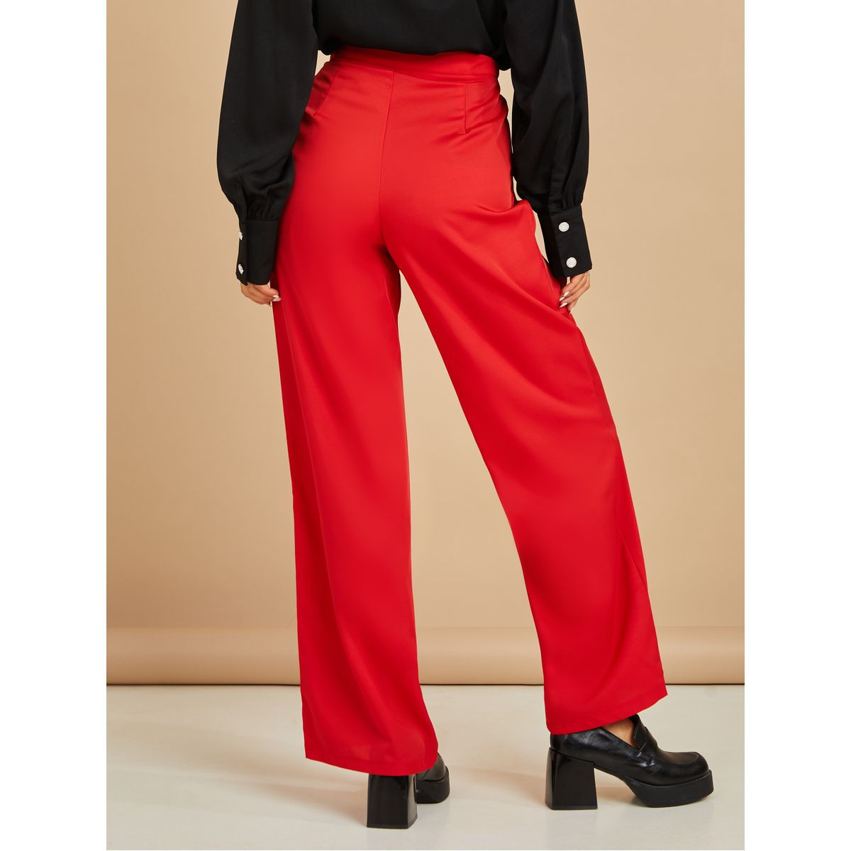بنطال مطرز بقصة واسعة-women-clothing-trousers-image-4