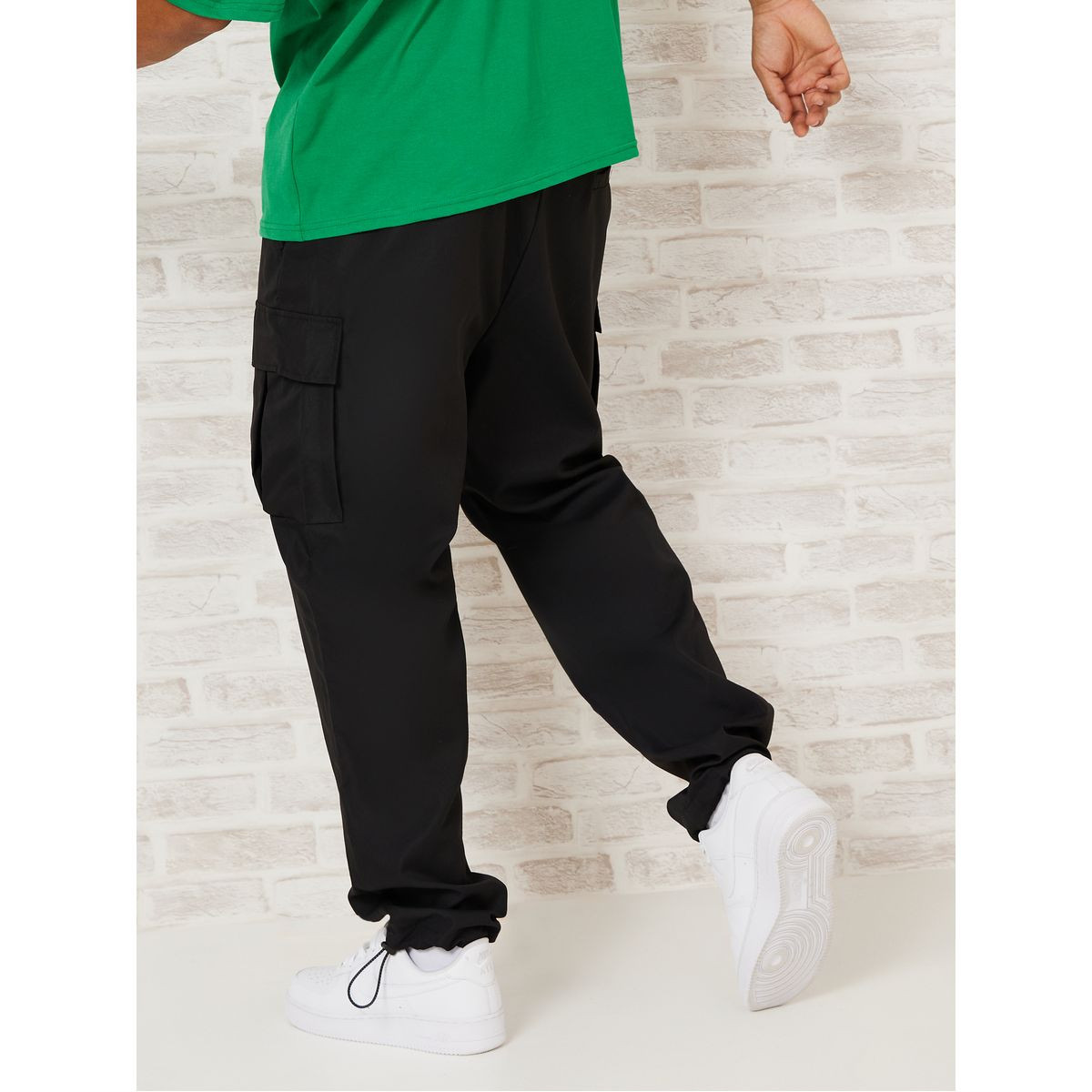 جوغر بقصة واسعة واربطة-men-clothing-bottoms-trousersandchinos-trousers-image-5