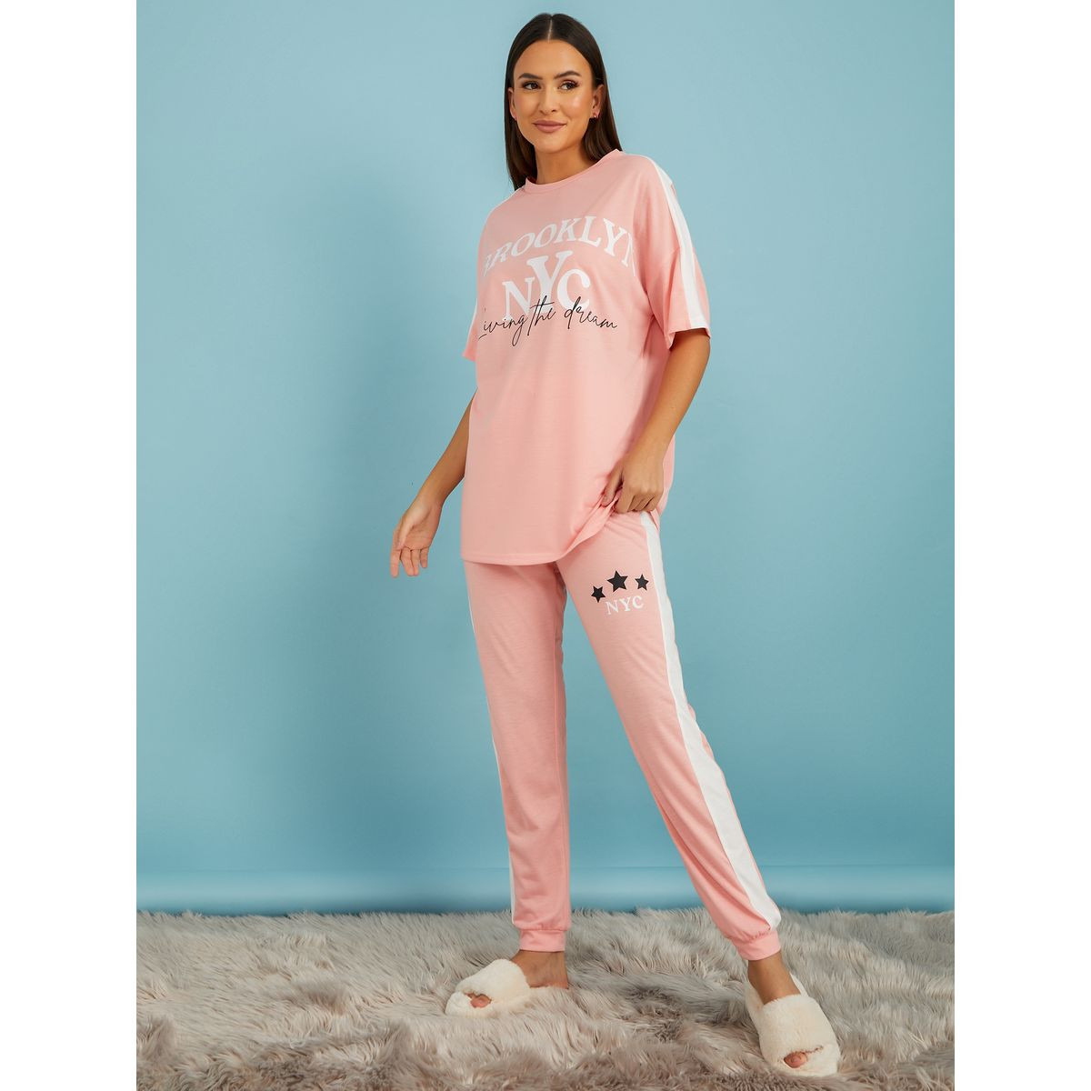 طقم بيجاما من ( بنطال + تيشيرت )-women-clothing-nightwear-pyjamas-longsets-image-1
