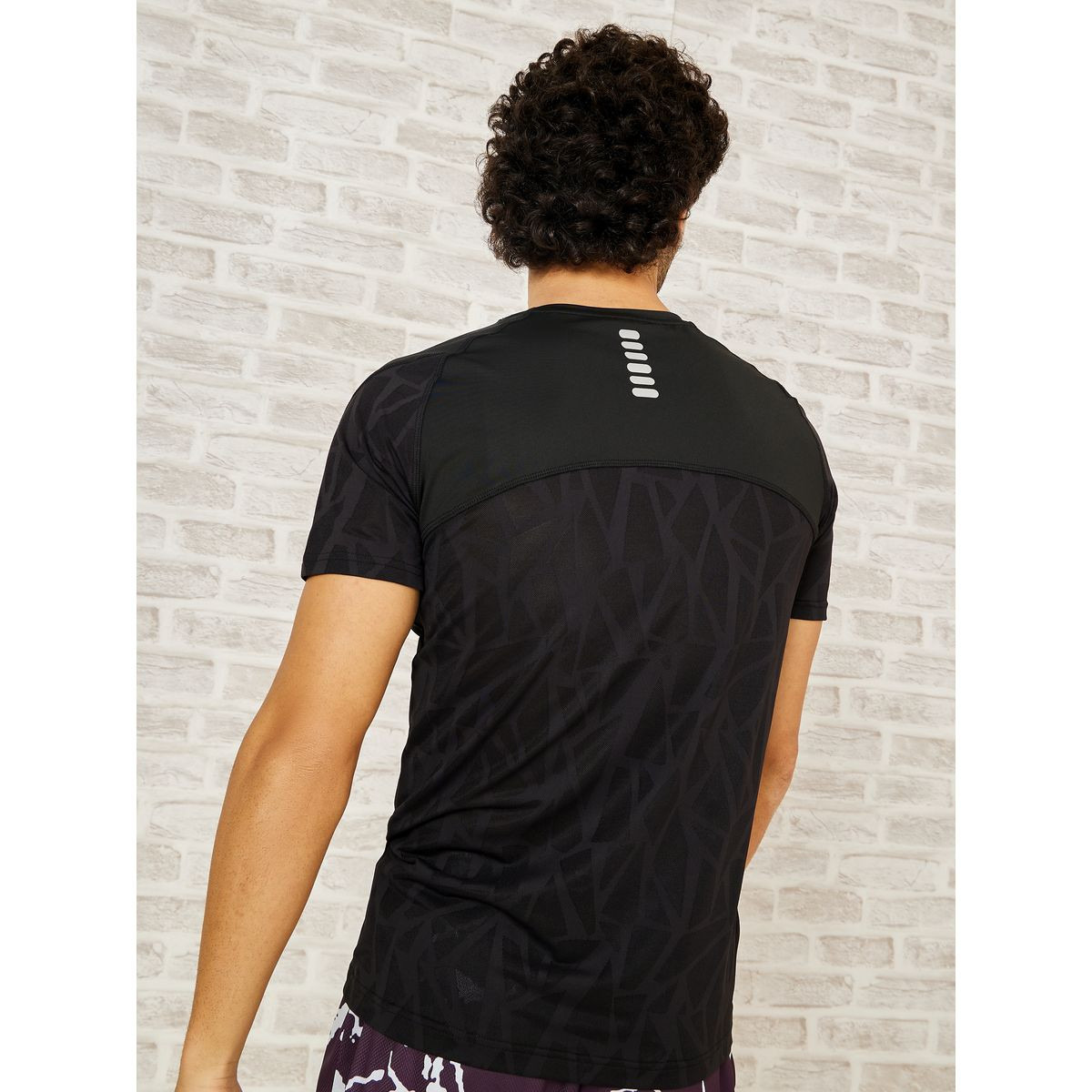 تيشيرت رياضي باكمام قصيرة-men-clothing-sportswearandactivewear-tshirtsandpolos-image-5
