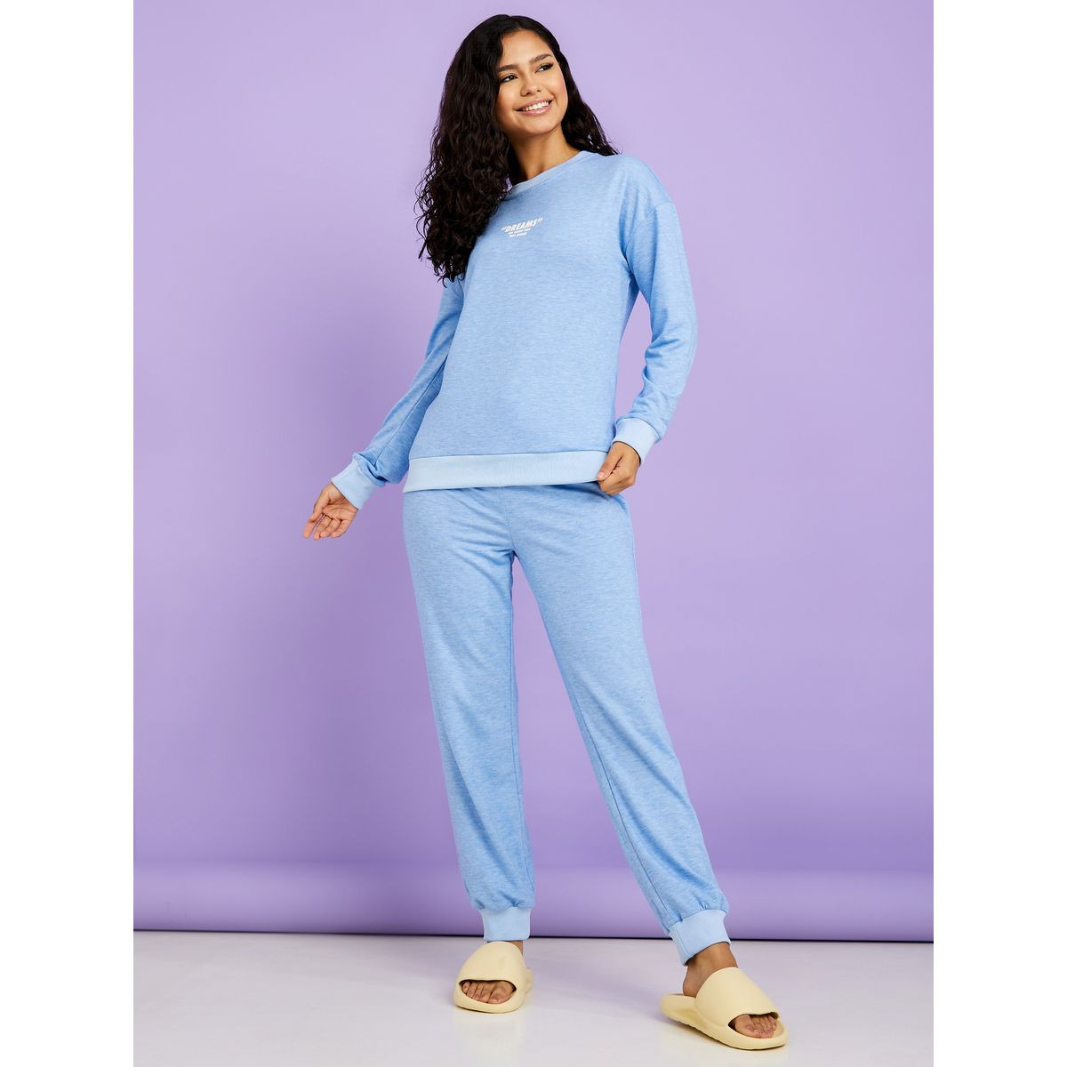 طقم من ( جوغر + بلوزة )-women-clothing-coordsets-image-2