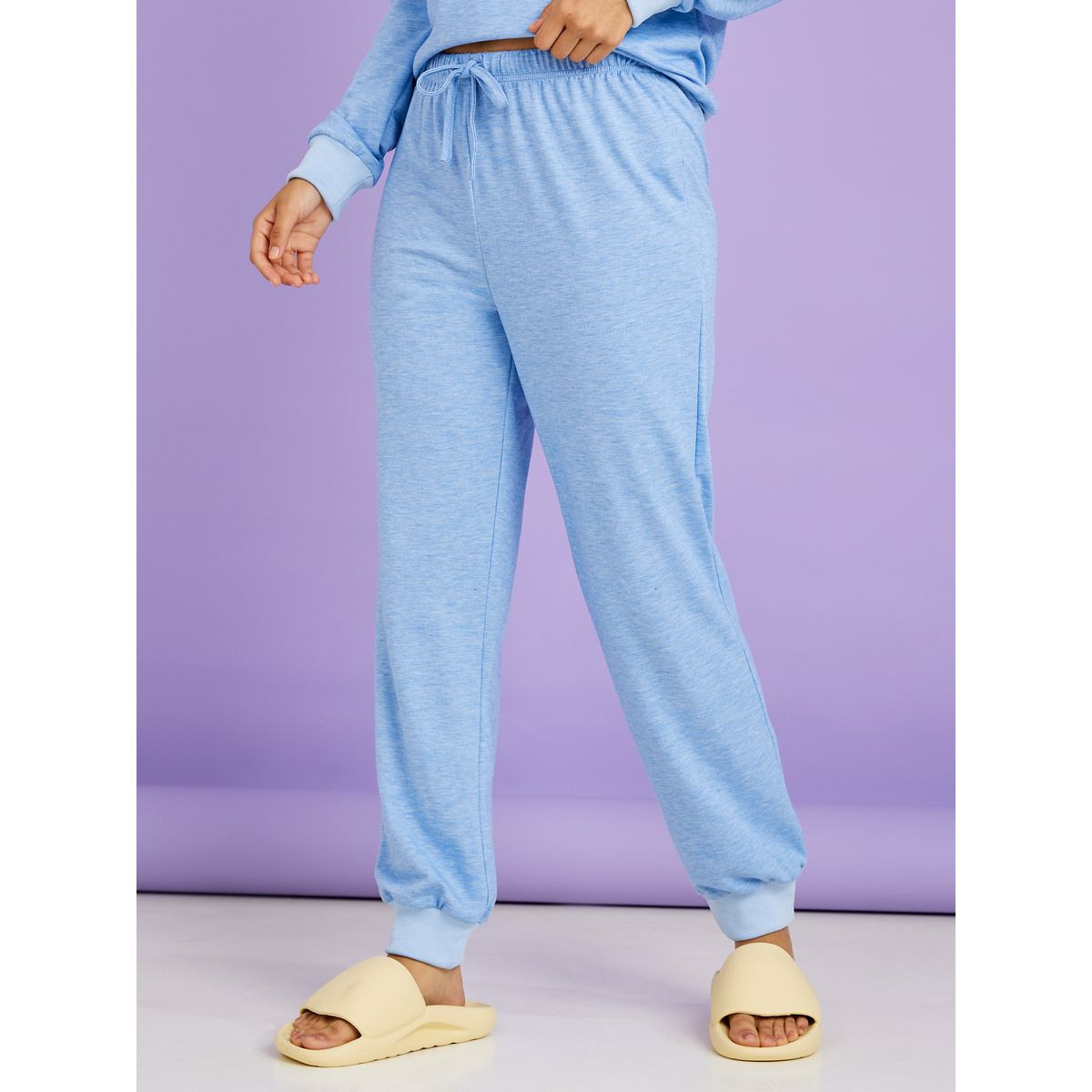 طقم من ( جوغر + بلوزة )-women-clothing-coordsets-image-5