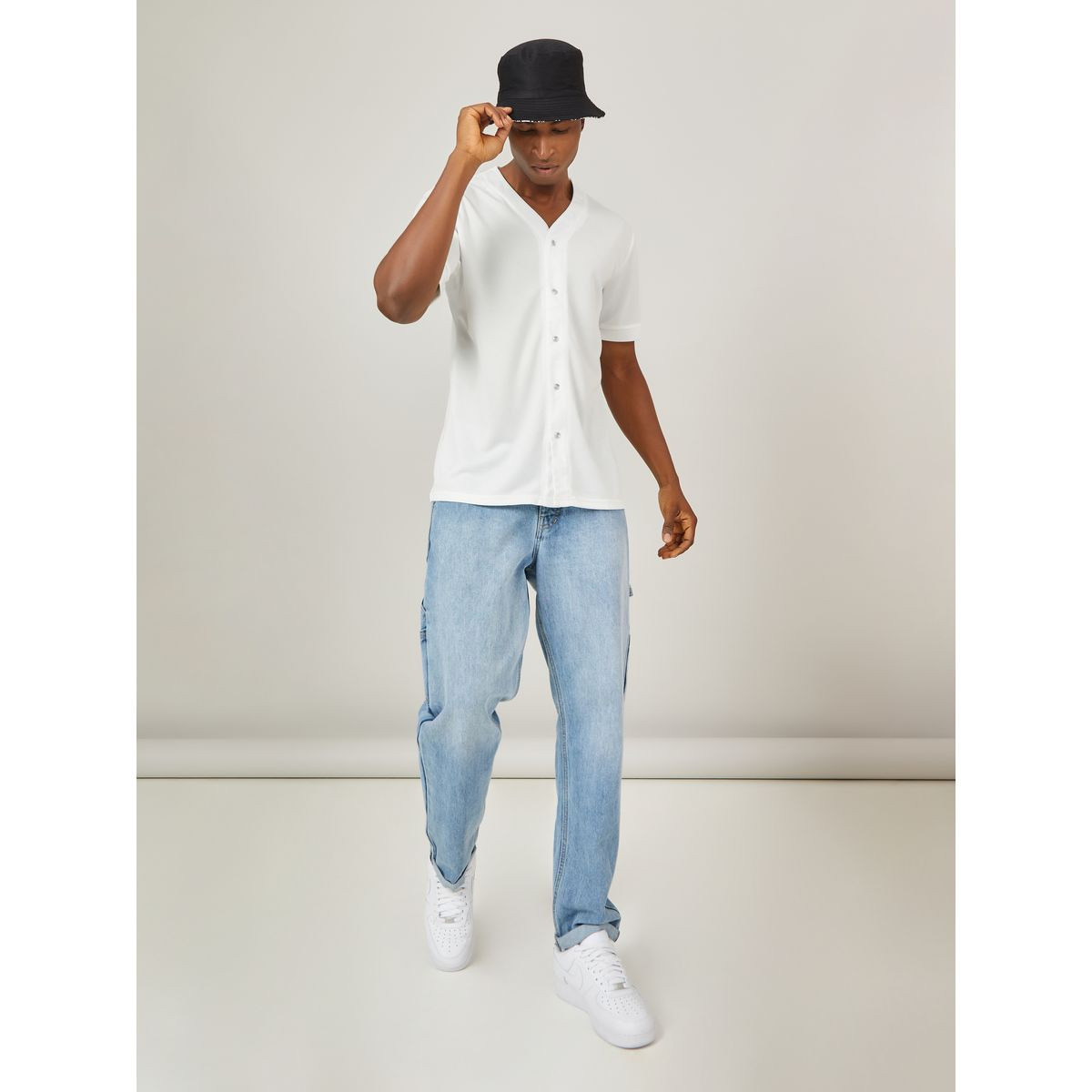 تيشيرت بقصة واسعة وازرار-men-clothing-tshirtsandpolos-tshirts-image-2