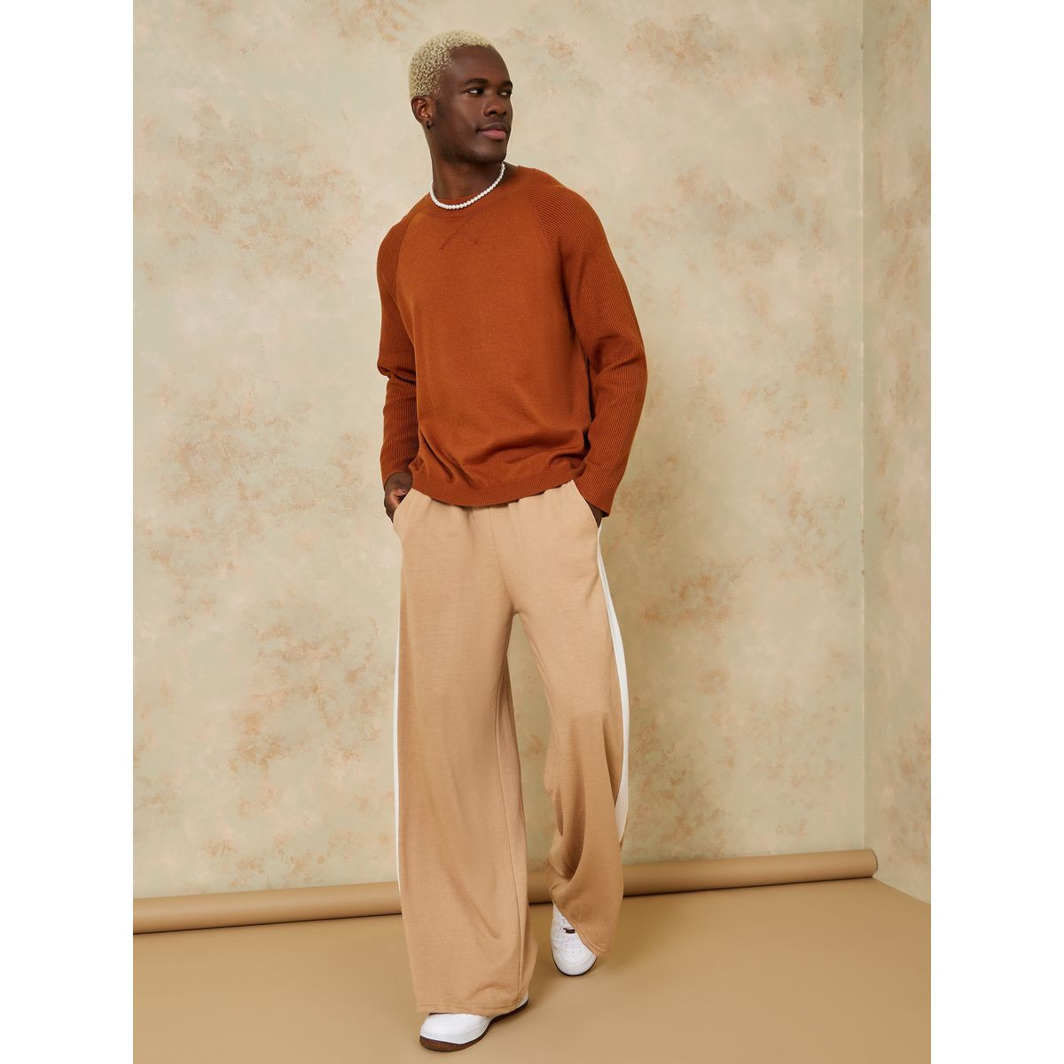 Styli Long Sleeves Stitch Detail Neck Knitted Sweater-men-clothing-sweatersandpullovers-image-2