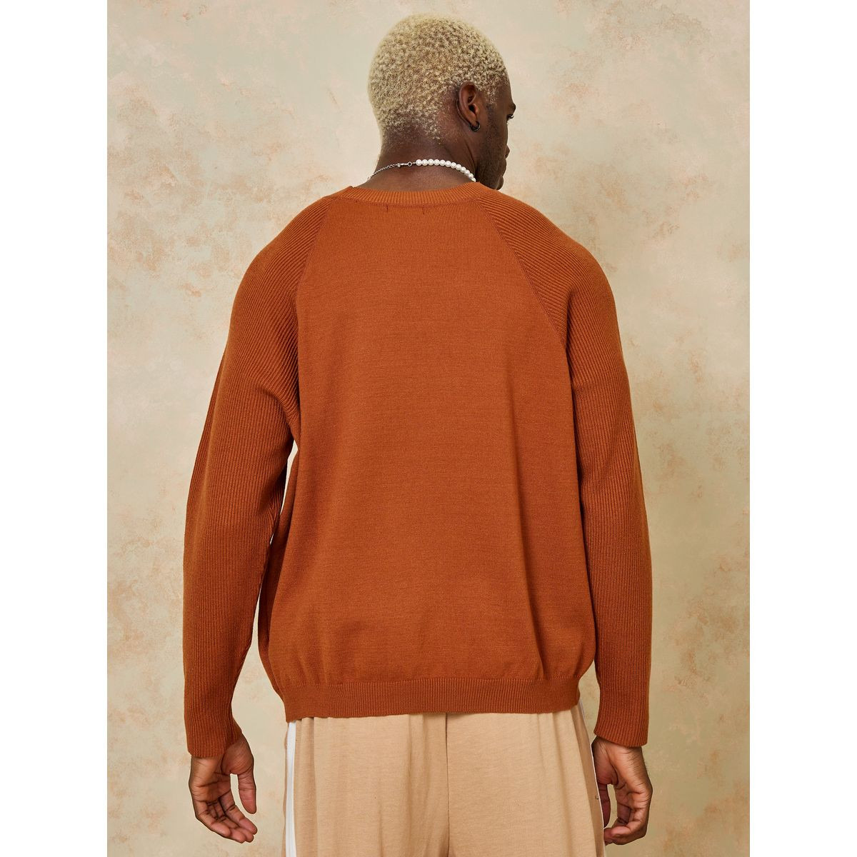 Styli Long Sleeves Stitch Detail Neck Knitted Sweater-men-clothing-sweatersandpullovers-image-4