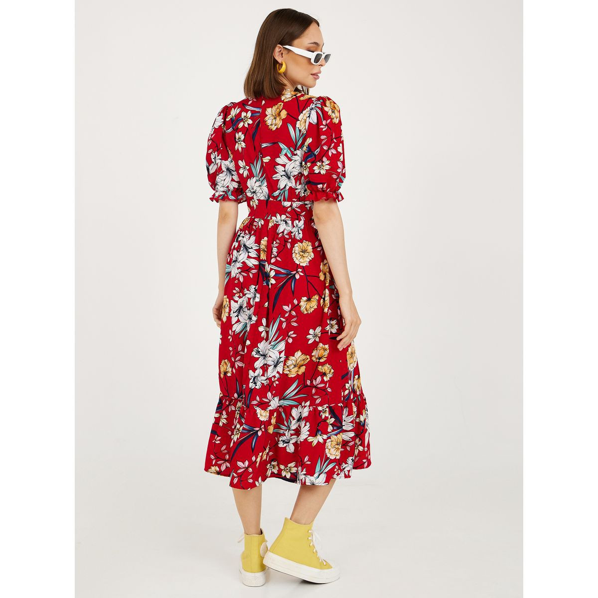 Styli Puff Sleeves Floral Print A-Line Midi Dress with Belt-women-clothing-dresses-image-5