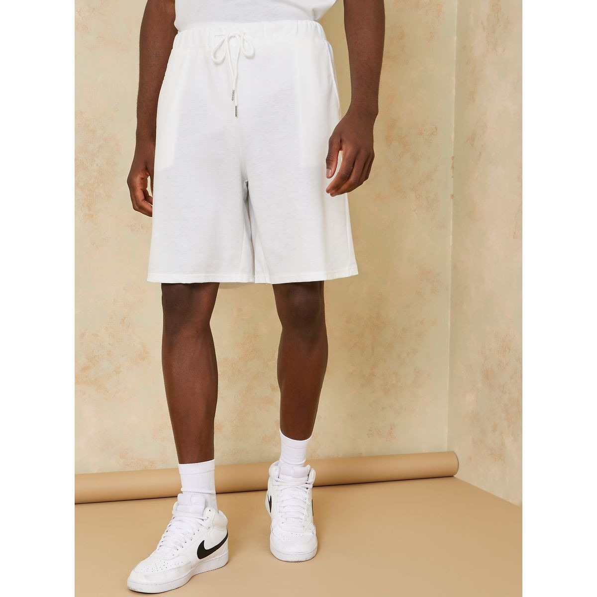 طقم منسق من ( شورت + تيشيرت )-men-clothing-coordsets-image-4