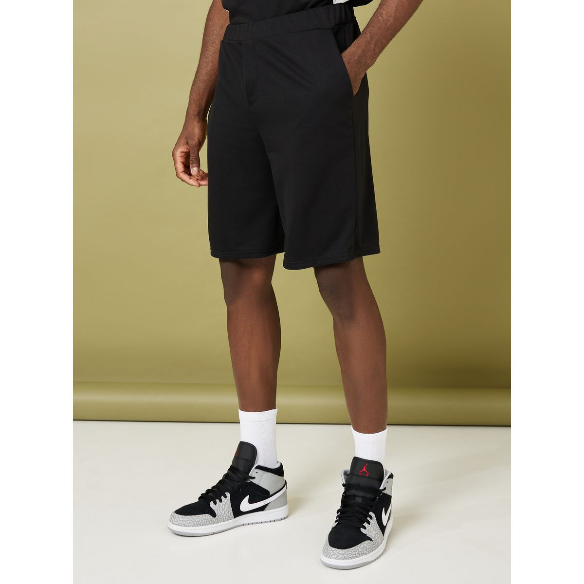 طقم منسق من ( شورت + تيشيرت )-men-clothing-coordsets-image-5