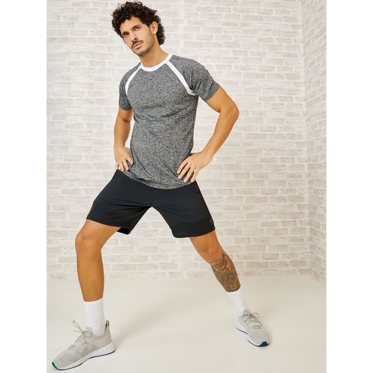 Styli Active Colorblock Raglan Panel Activewear T-shirt -men-clothing-sportswearandactivewear-tshirtsandpolos-image-2