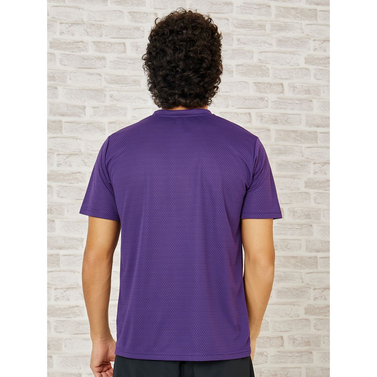 تيشيرت رياضي مطبع بكتابة-men-clothing-sportswearandactivewear-tshirtsandpolos-image-4