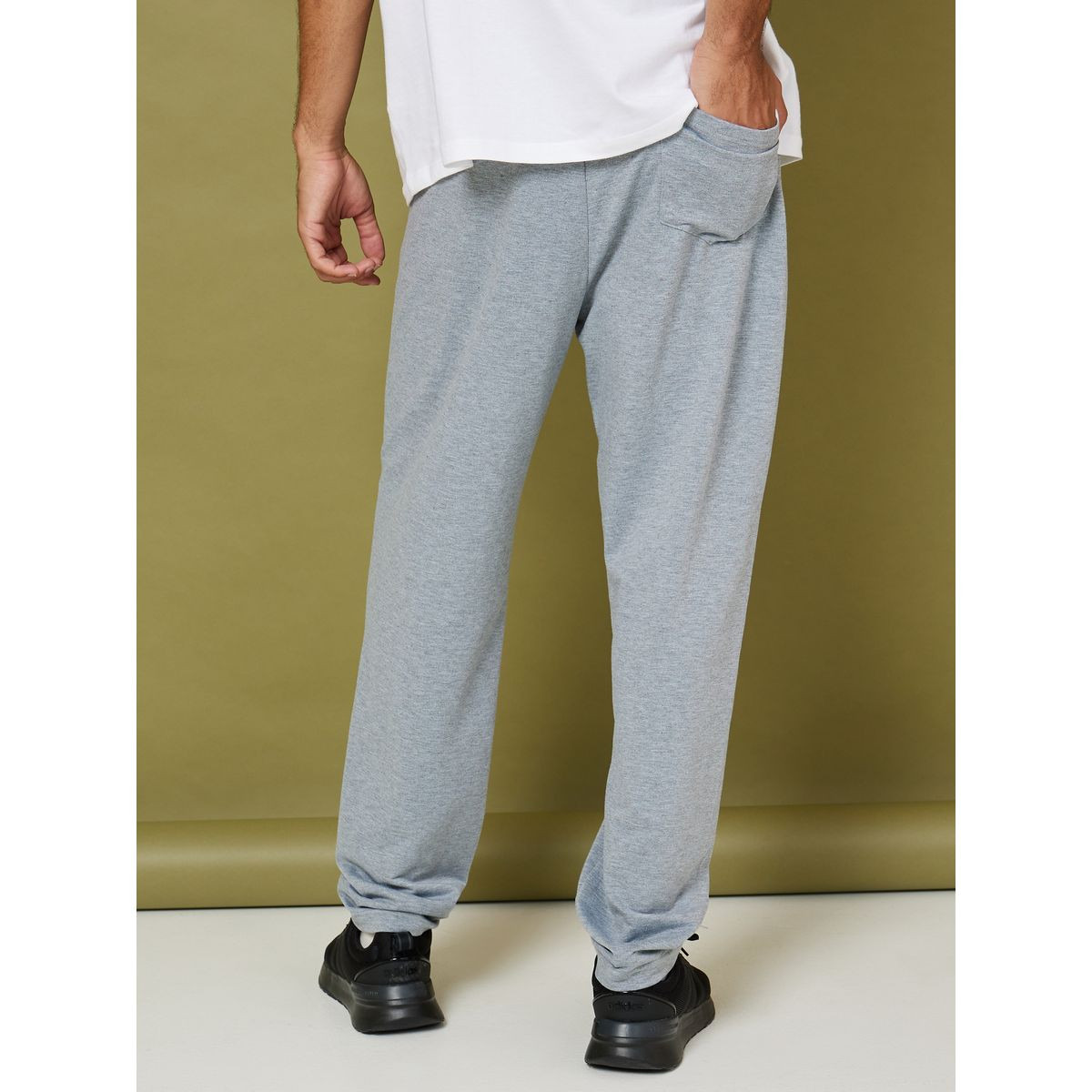جوغر رياضي بقصة مستقيمة-sports-men-clothing-bottoms-image-4