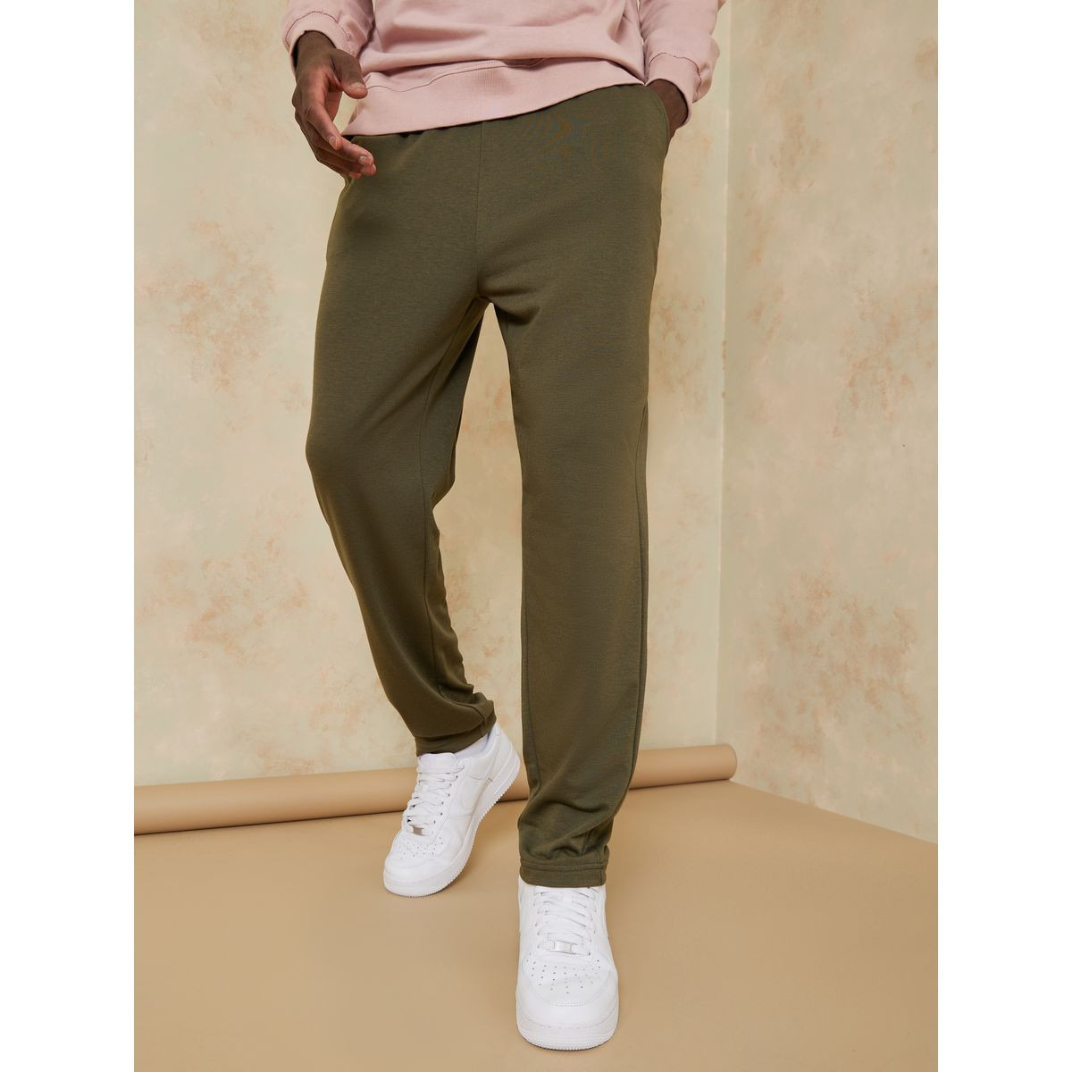 جوغر رياضي بقصة ارجل مستقيمة-sports-men-clothing-bottoms-image-1