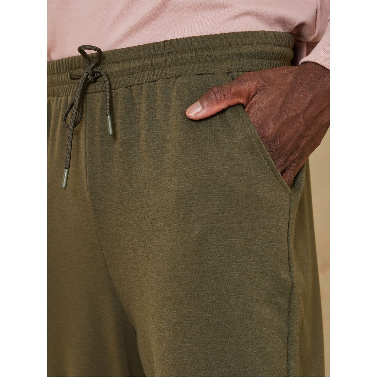 جوغر رياضي بقصة ارجل مستقيمة-sports-men-clothing-bottoms-image-3