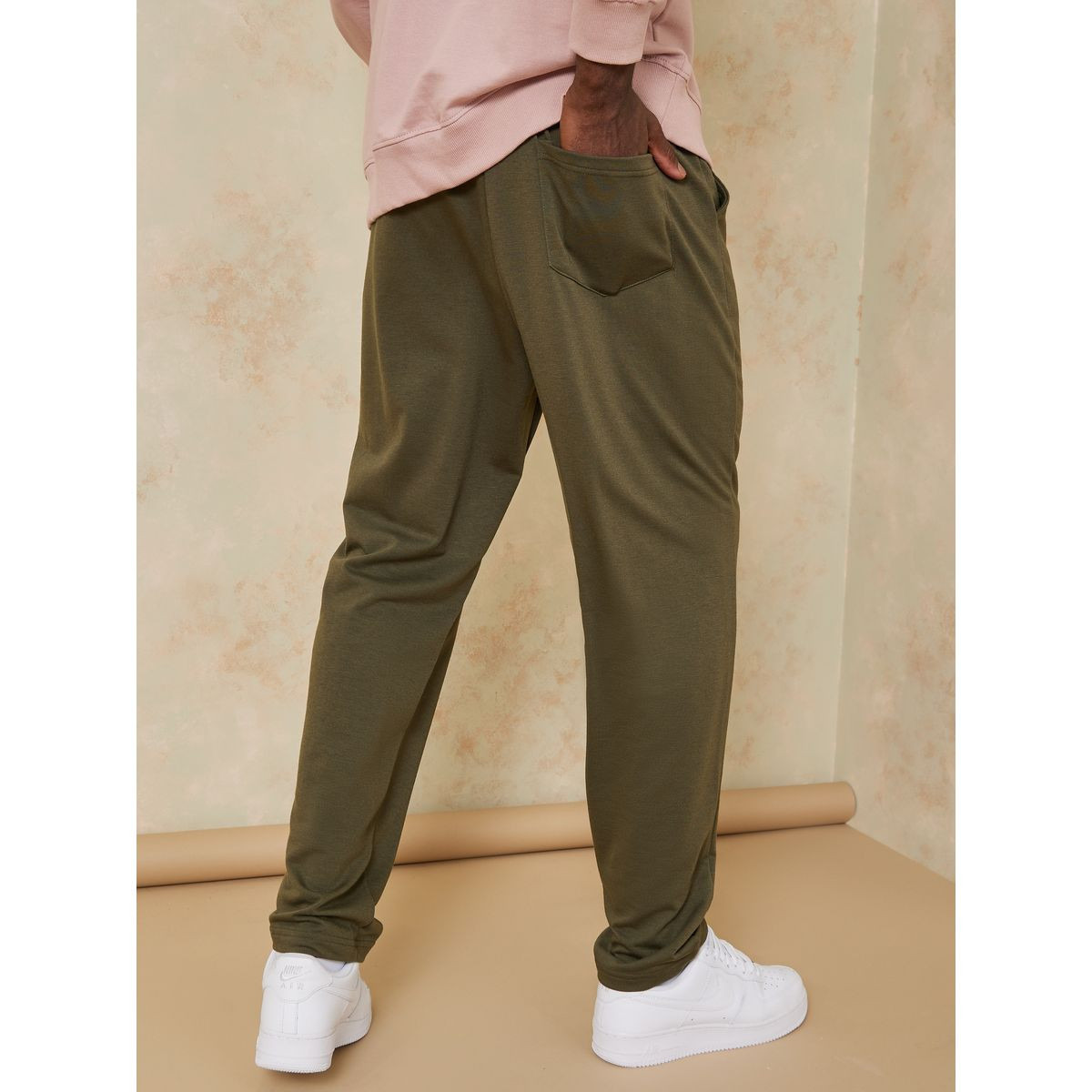 جوغر رياضي بقصة ارجل مستقيمة-sports-men-clothing-bottoms-image-4