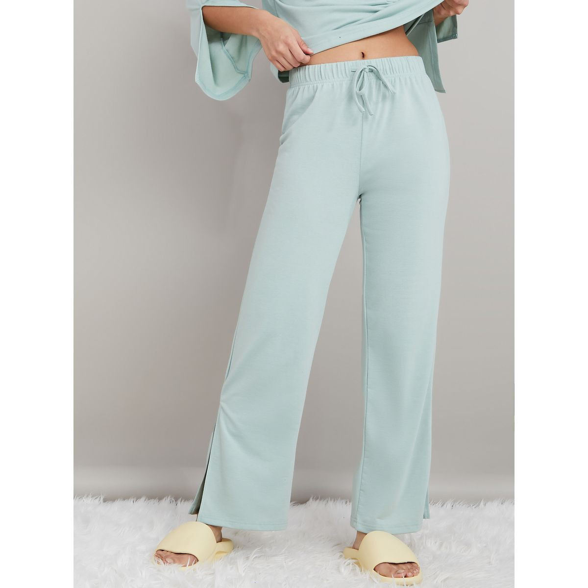 طقم من ( بنطال + تيشيرت )-women-clothing-coordsets-image-4