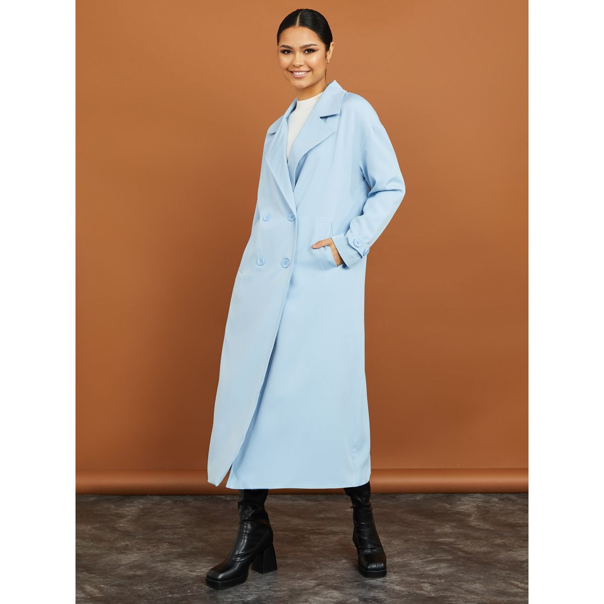 معطف طويل بقصة واسعة-women-clothing-coatsandjackets-coats-image-3