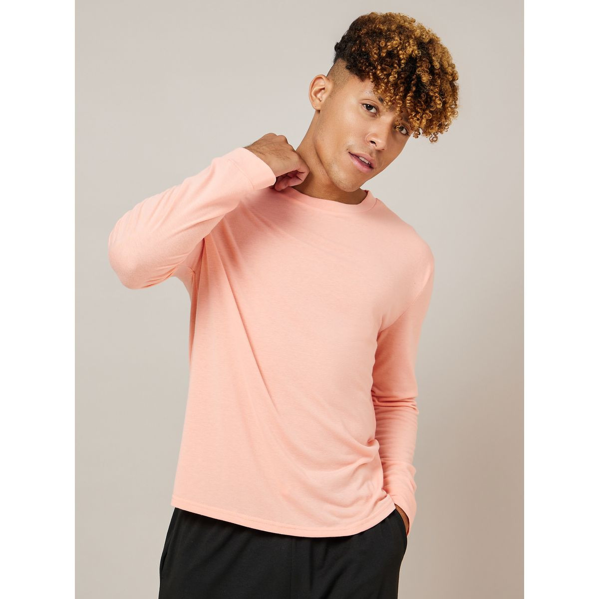 Styli Unwind Solid Long Sleeves T-shirt and Shorts Set-men-clothing-nightwear-sets-image-2