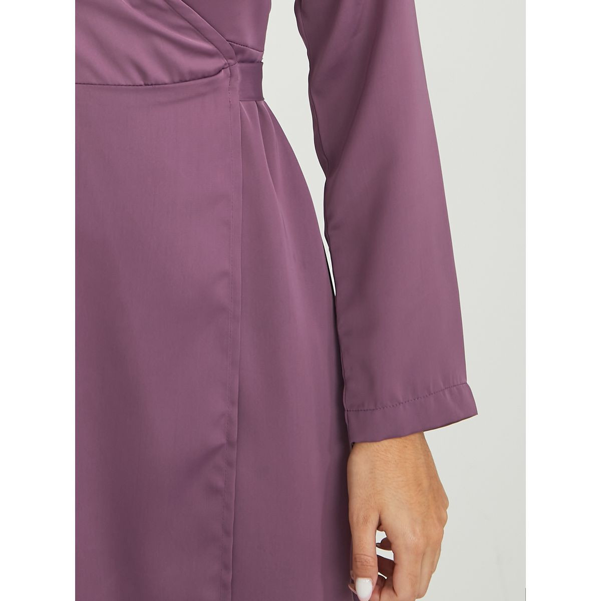 فستان ميدي بنمط لف-women-clothing-dresses-image-3