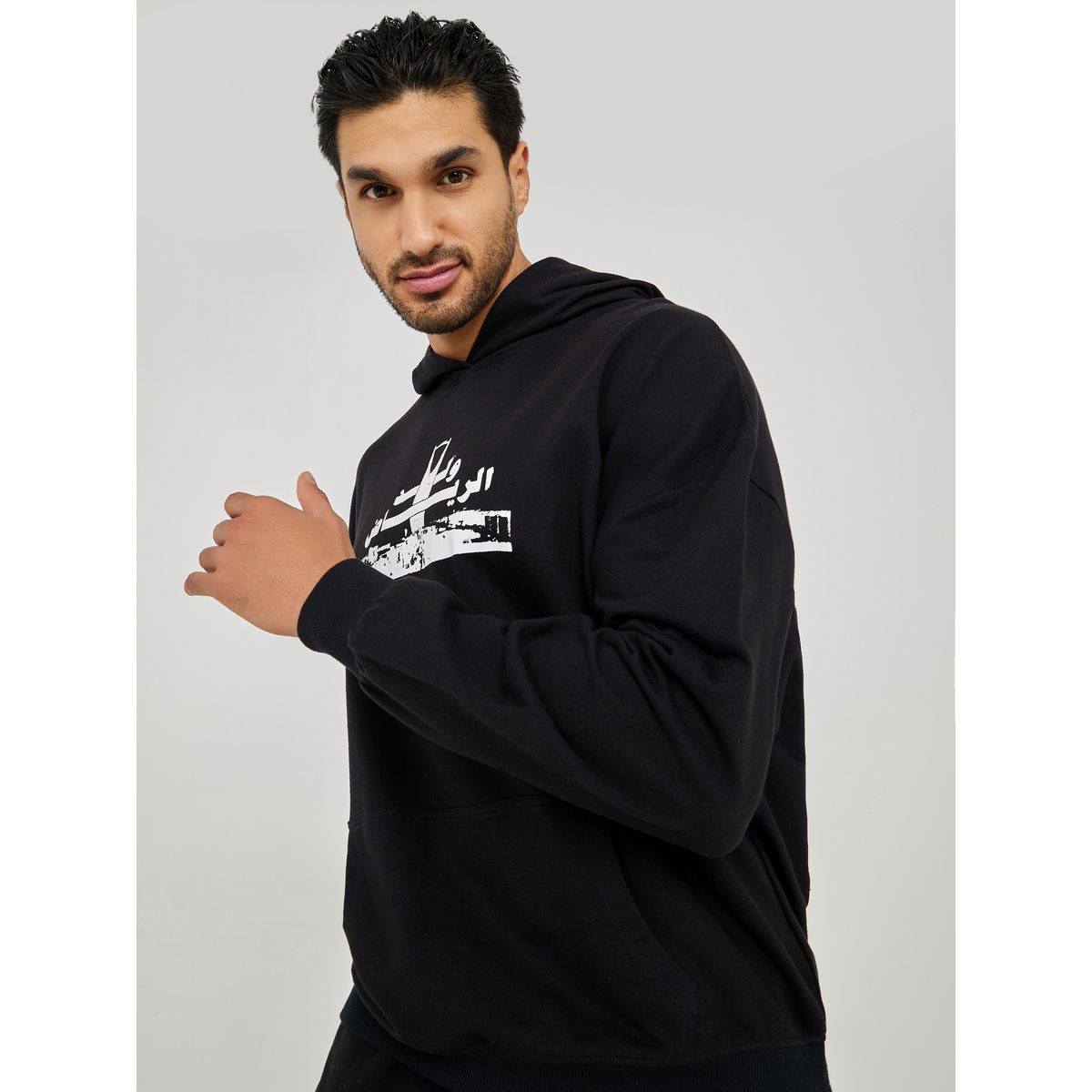هودي بقصة واسعة واكمام طويلة-men-winterwear-hoodiesandsweatshirts-image-3