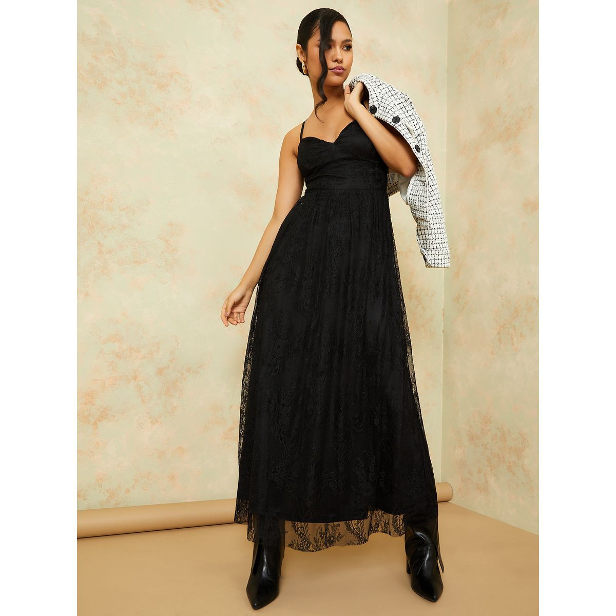 فستان طويل بتداخلات دانتيل-women-clothing-dresses-image-5