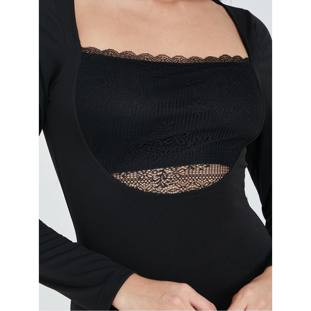 فستان ميدي بديكون بتداخلات دانتيل-women-clothing-dresses-image-3