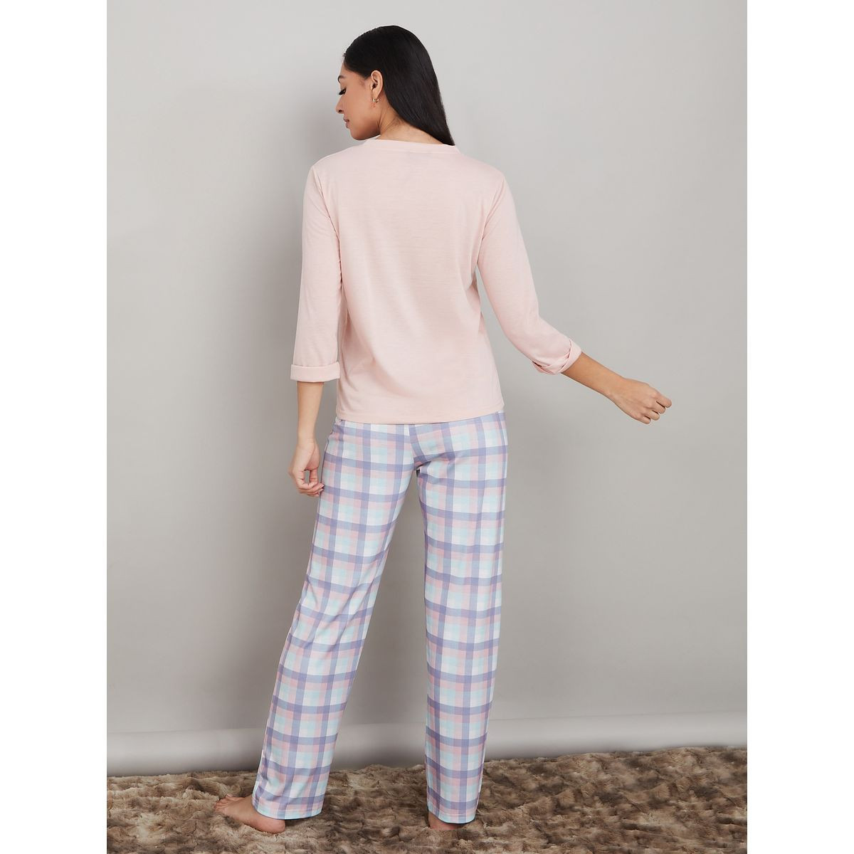 طقم بيجاما من (تيشيرت + بنطال )-women-clothing-nightwear-pyjamas-longsets-image-5